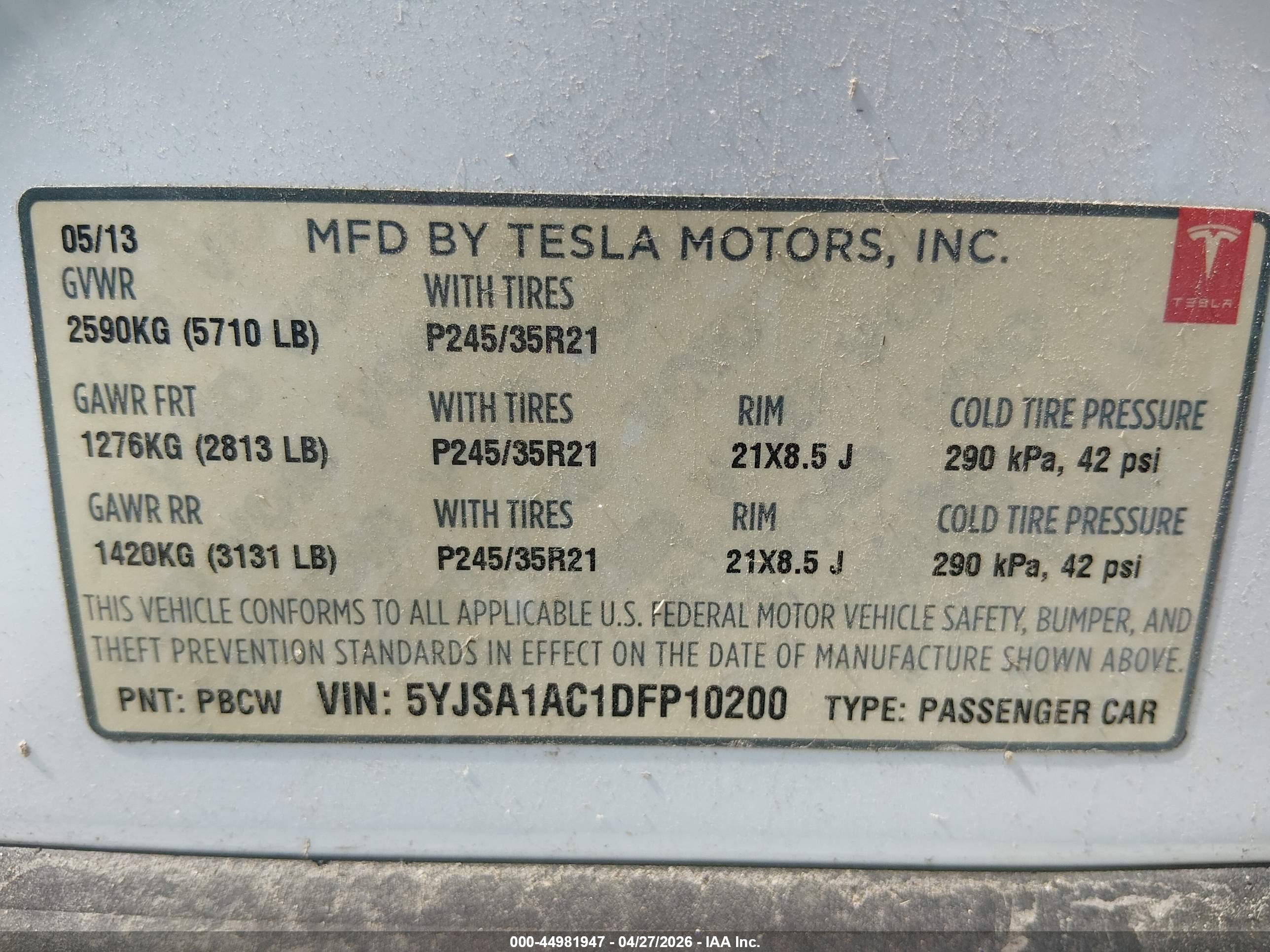 TESLA MODEL image 9