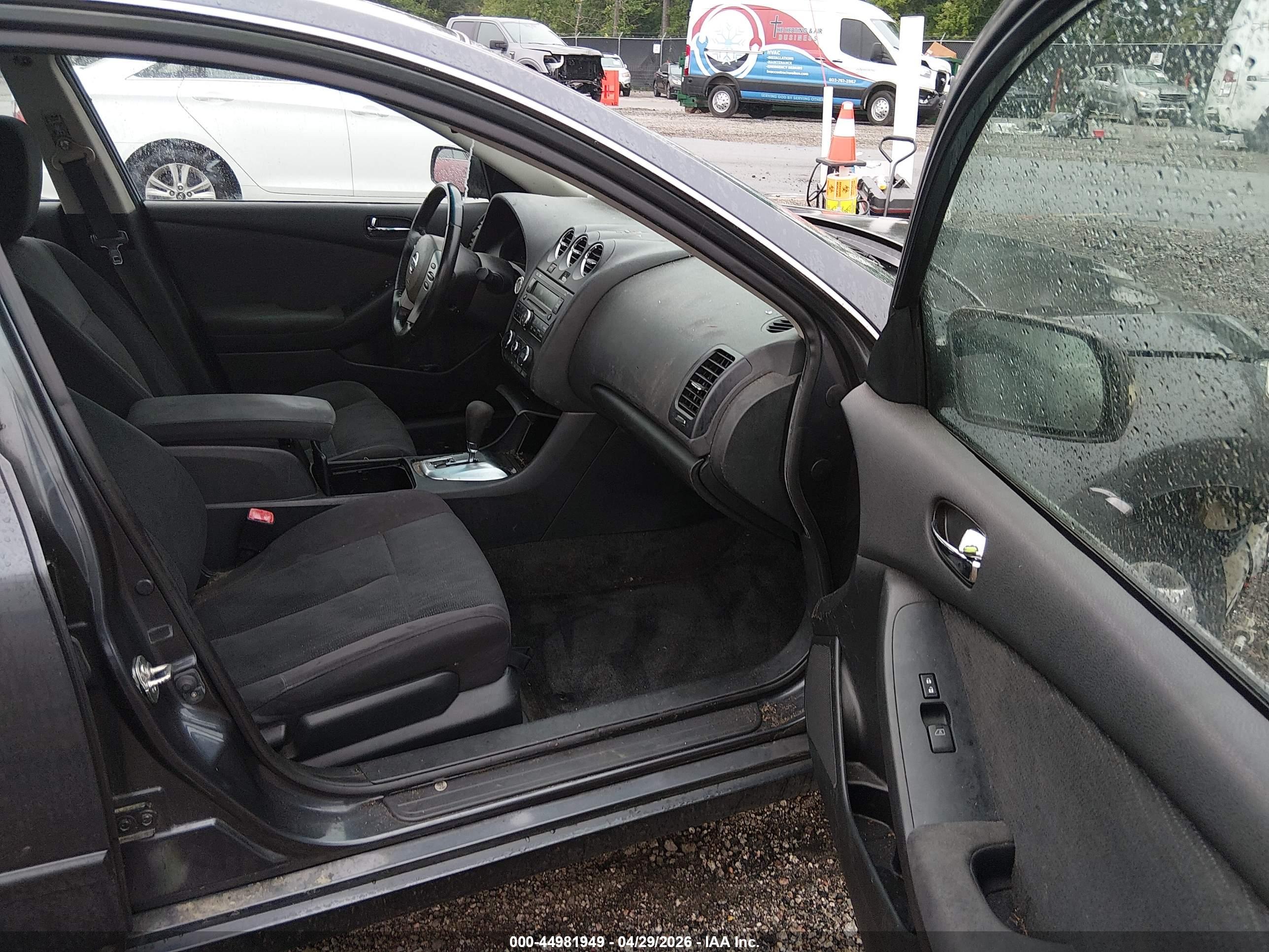 NISSAN ALTIMA image 5