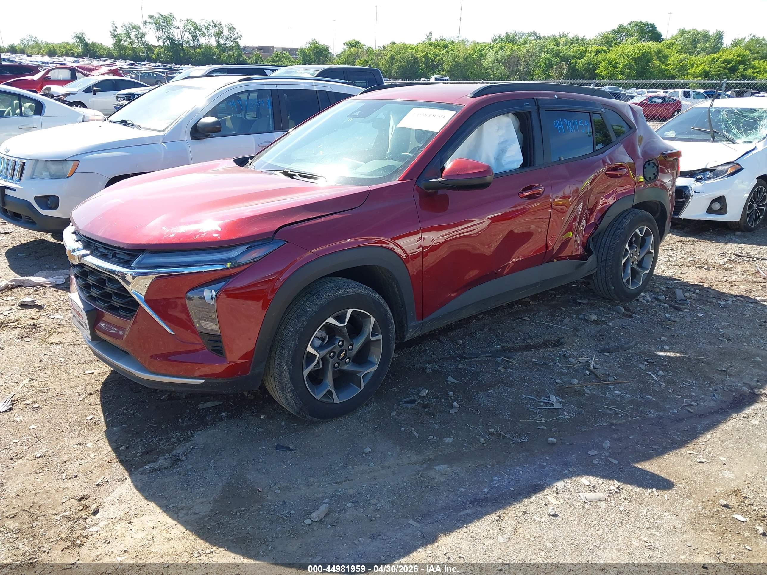 CHEVROLET TRAX image 2
