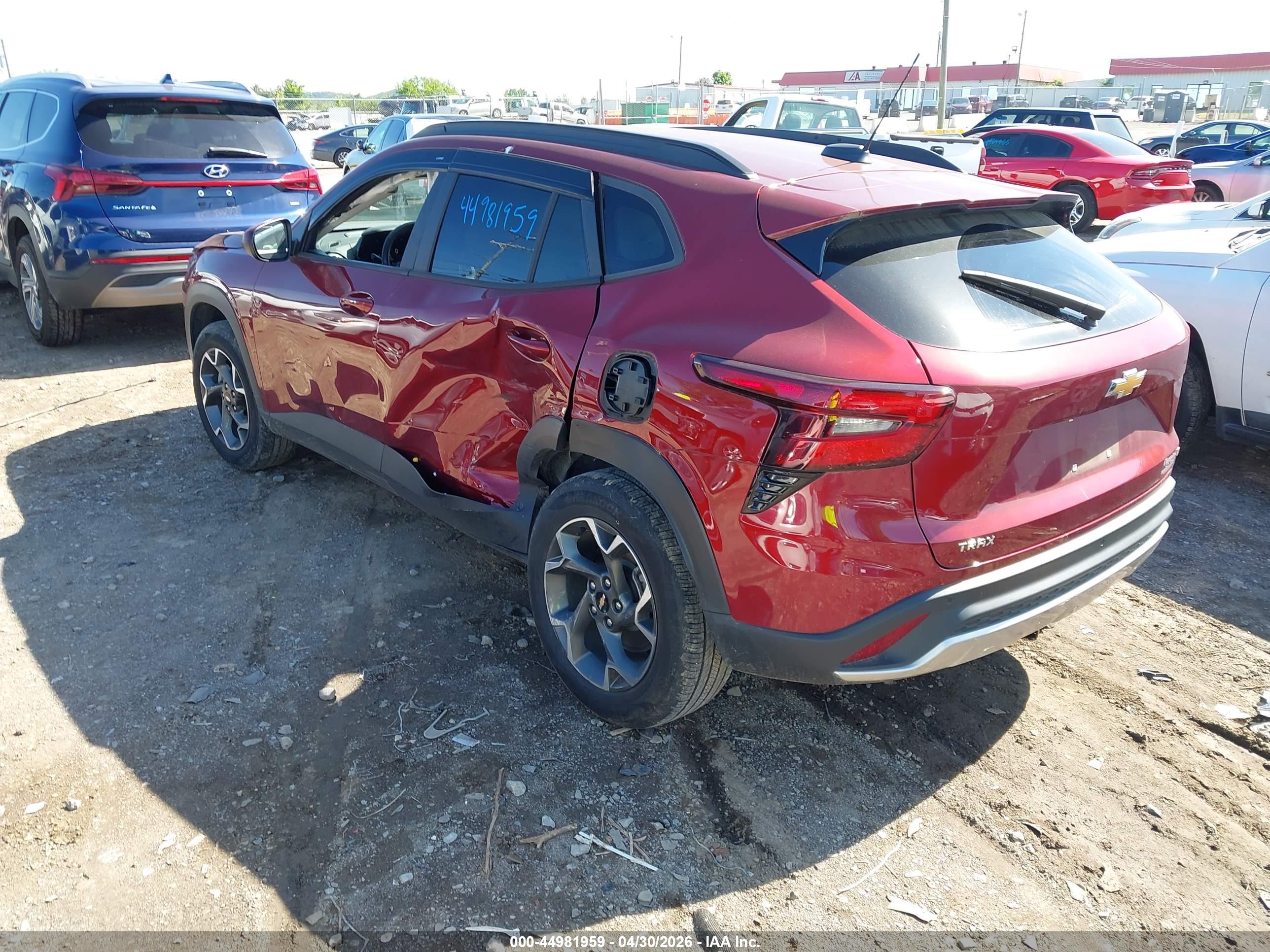 CHEVROLET TRAX image 3