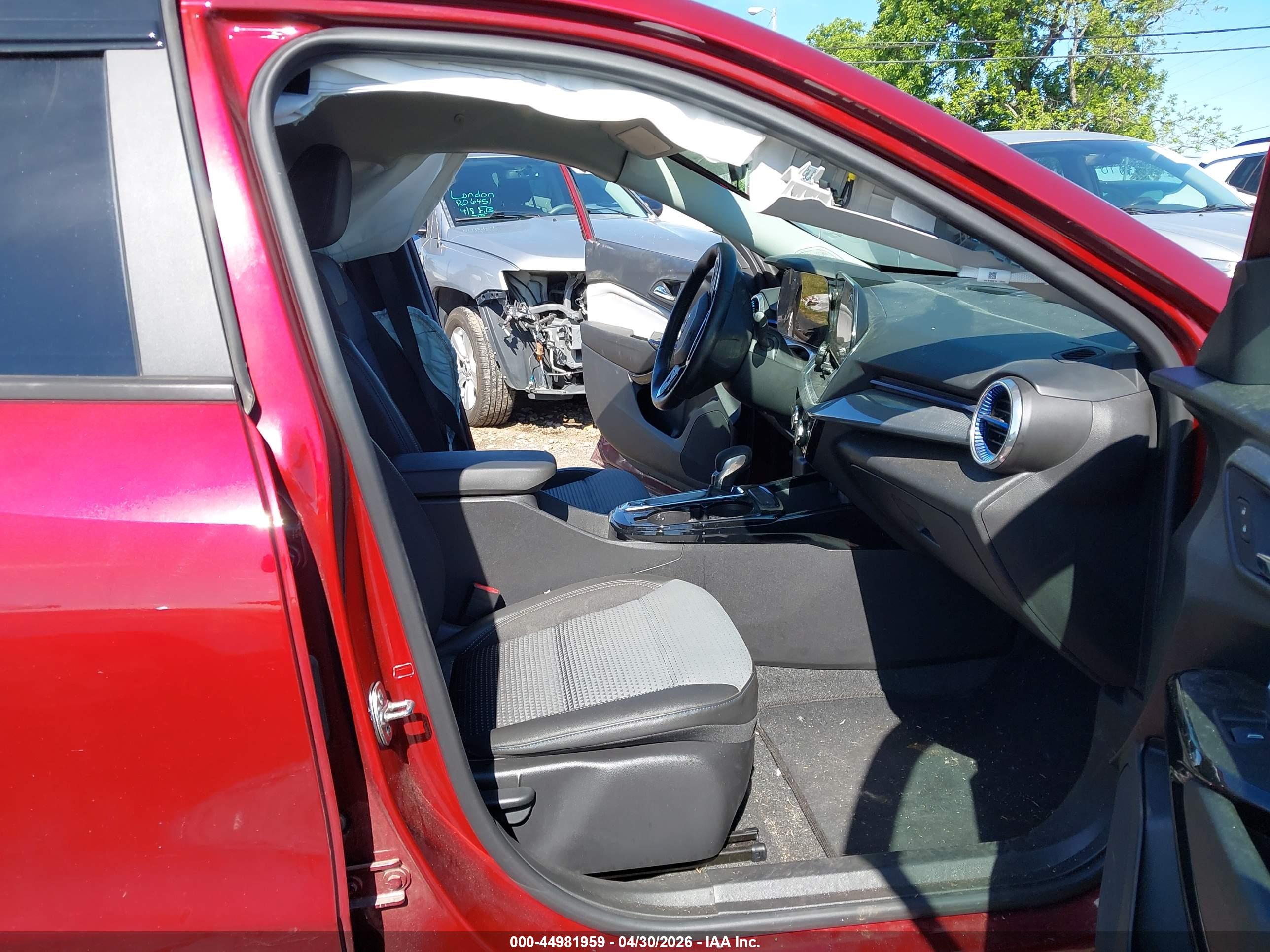 CHEVROLET TRAX image 5