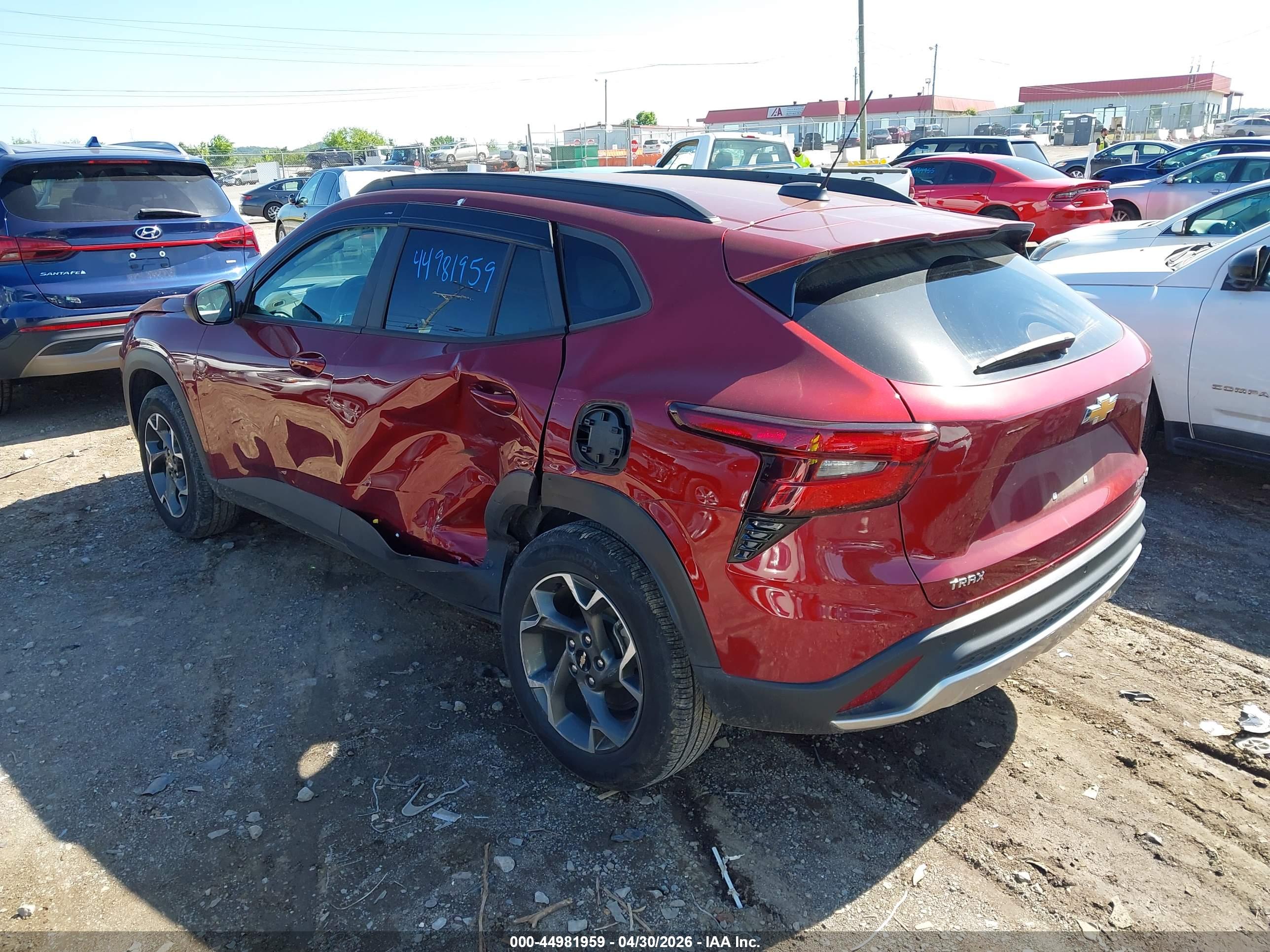 CHEVROLET TRAX image 6