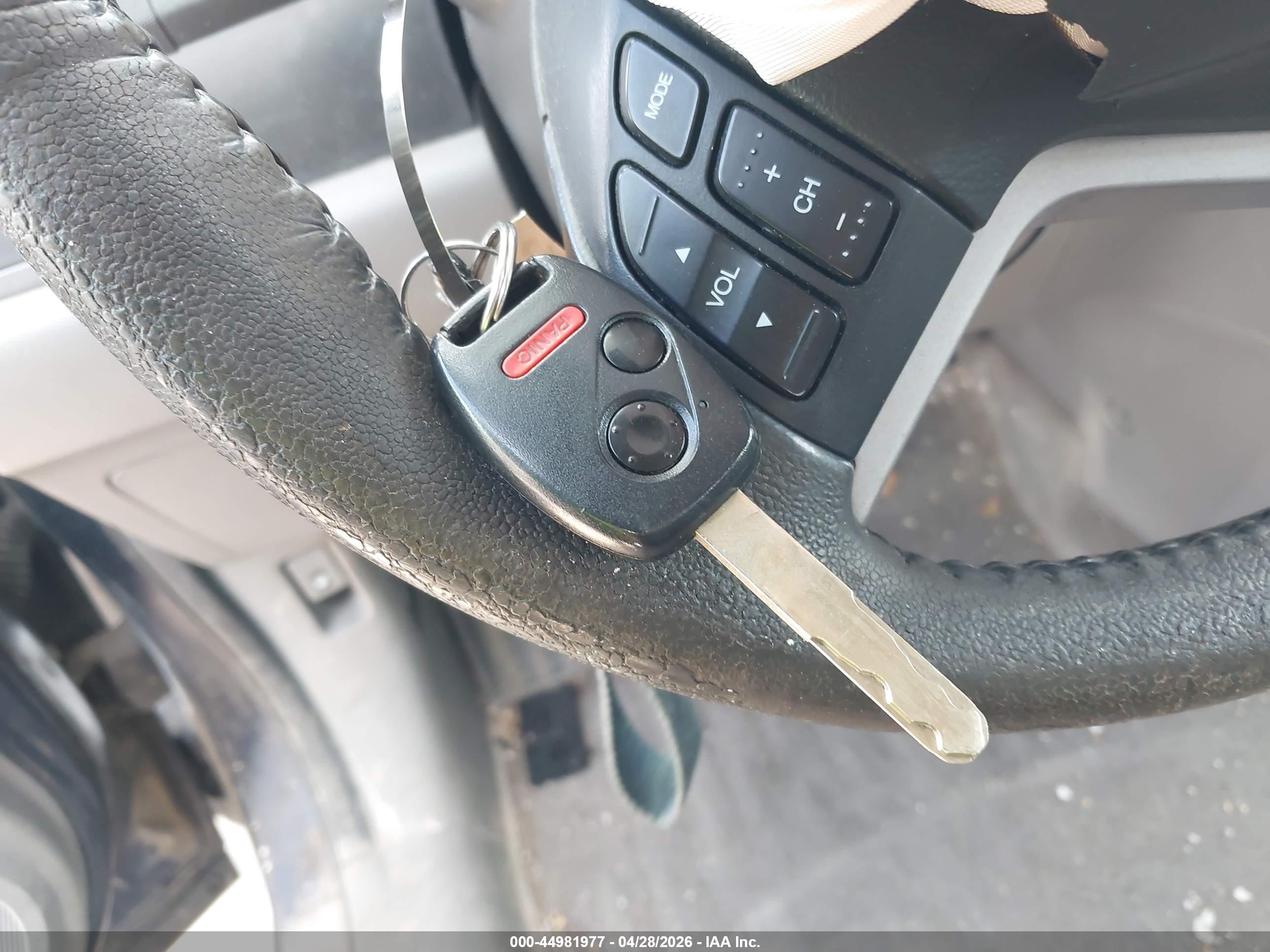 HONDA CR-V image 11