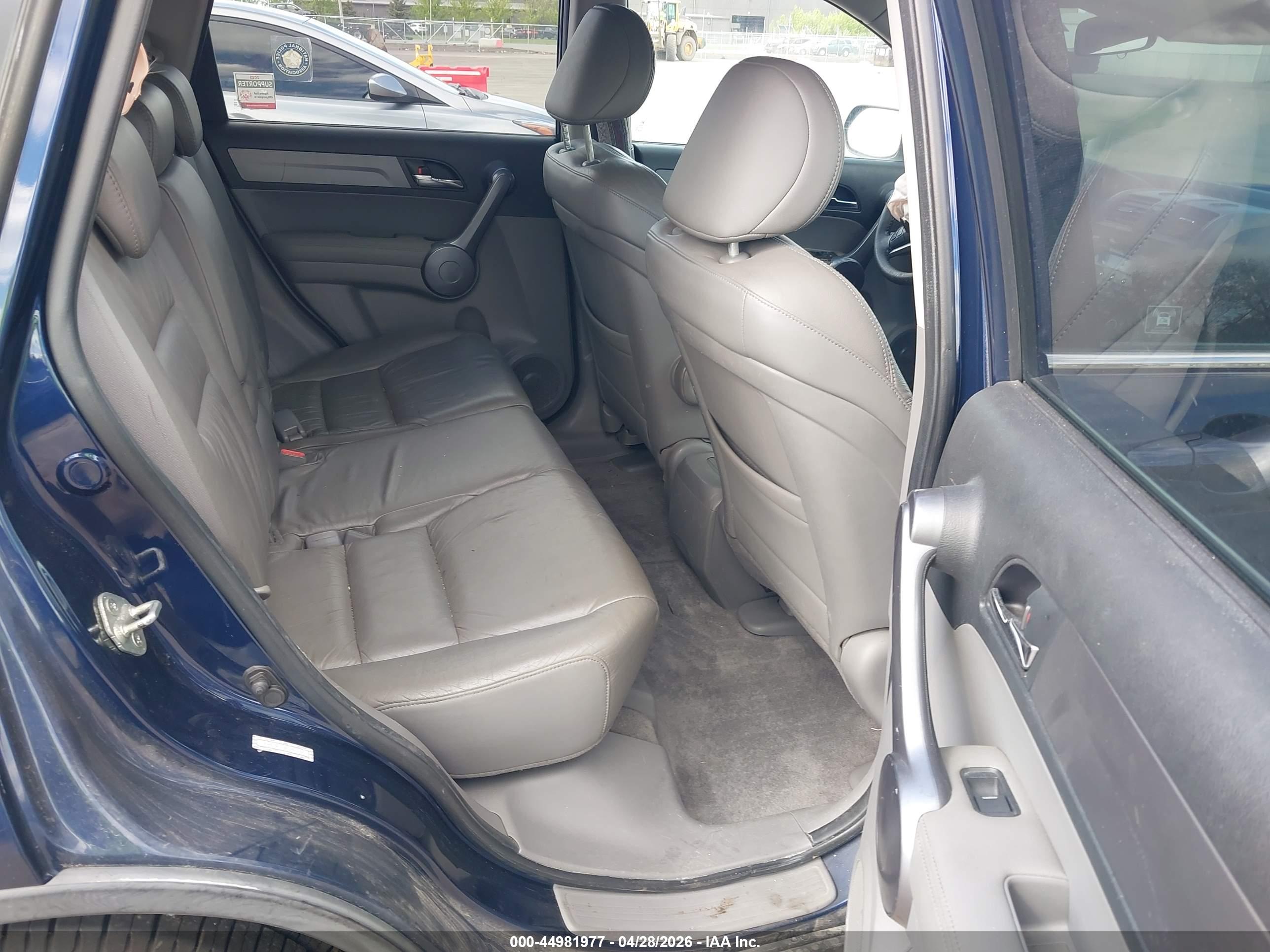 HONDA CR-V image 8