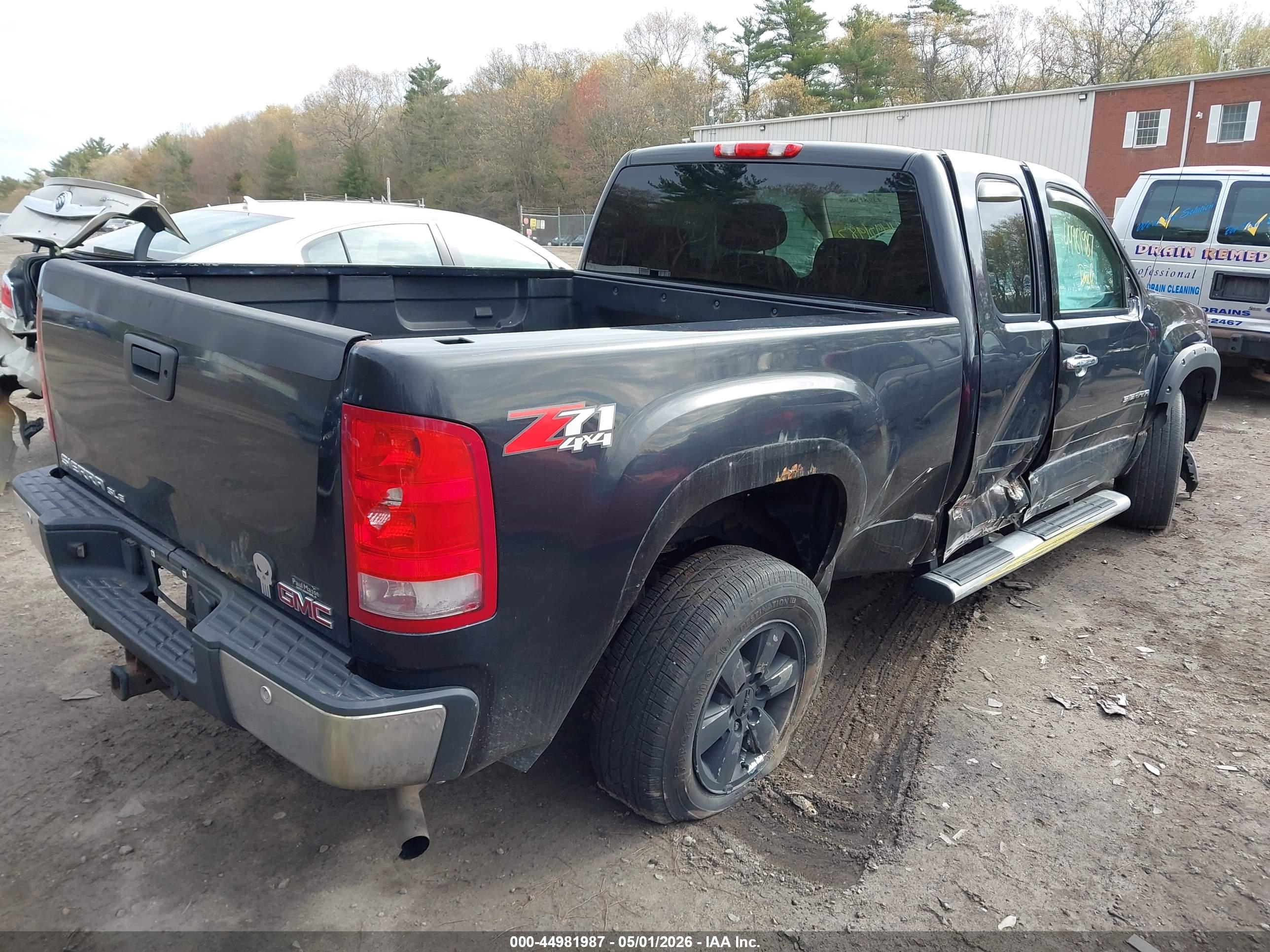 GMC SIERRA image 4