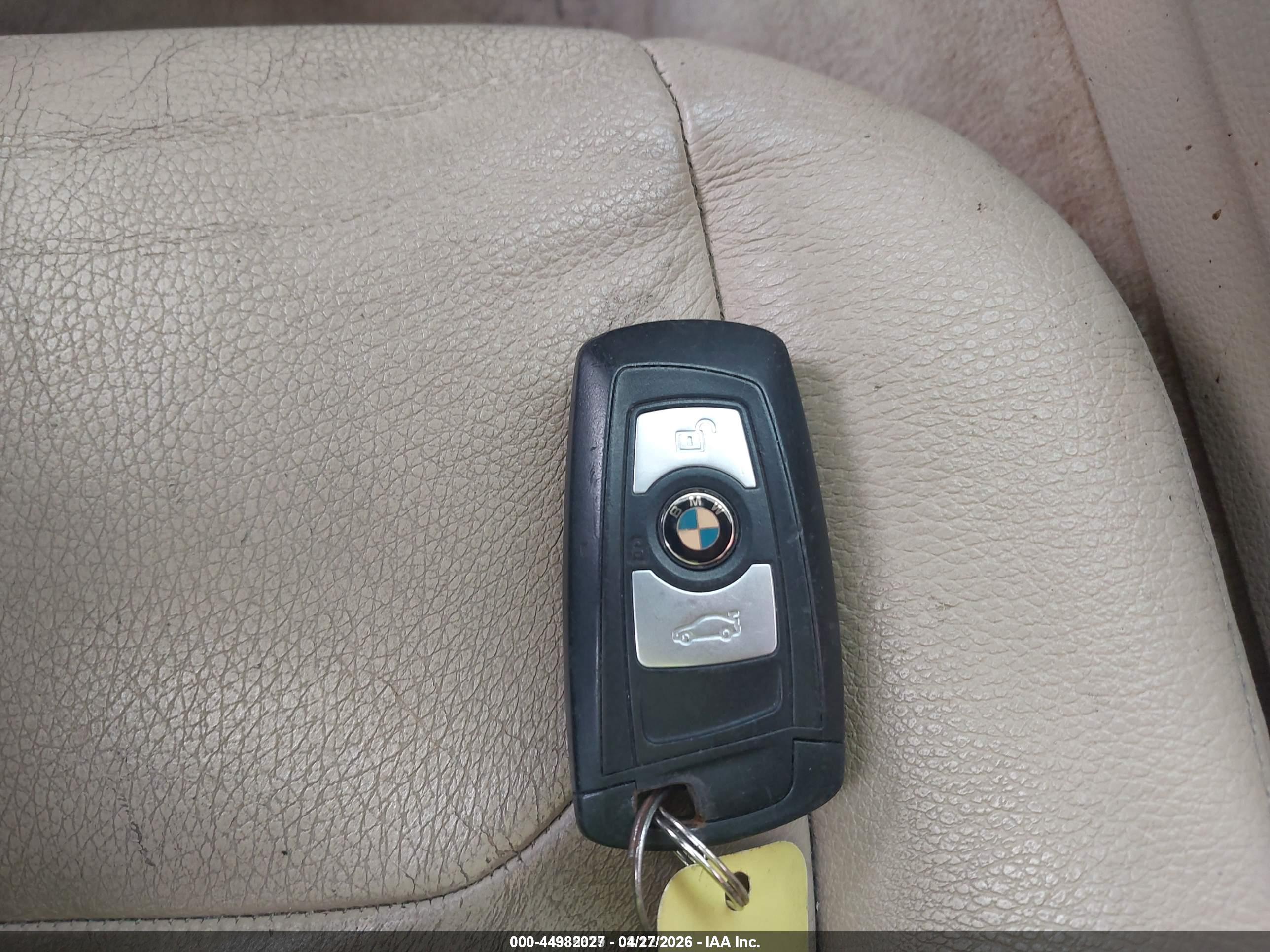 BMW 328I image 11
