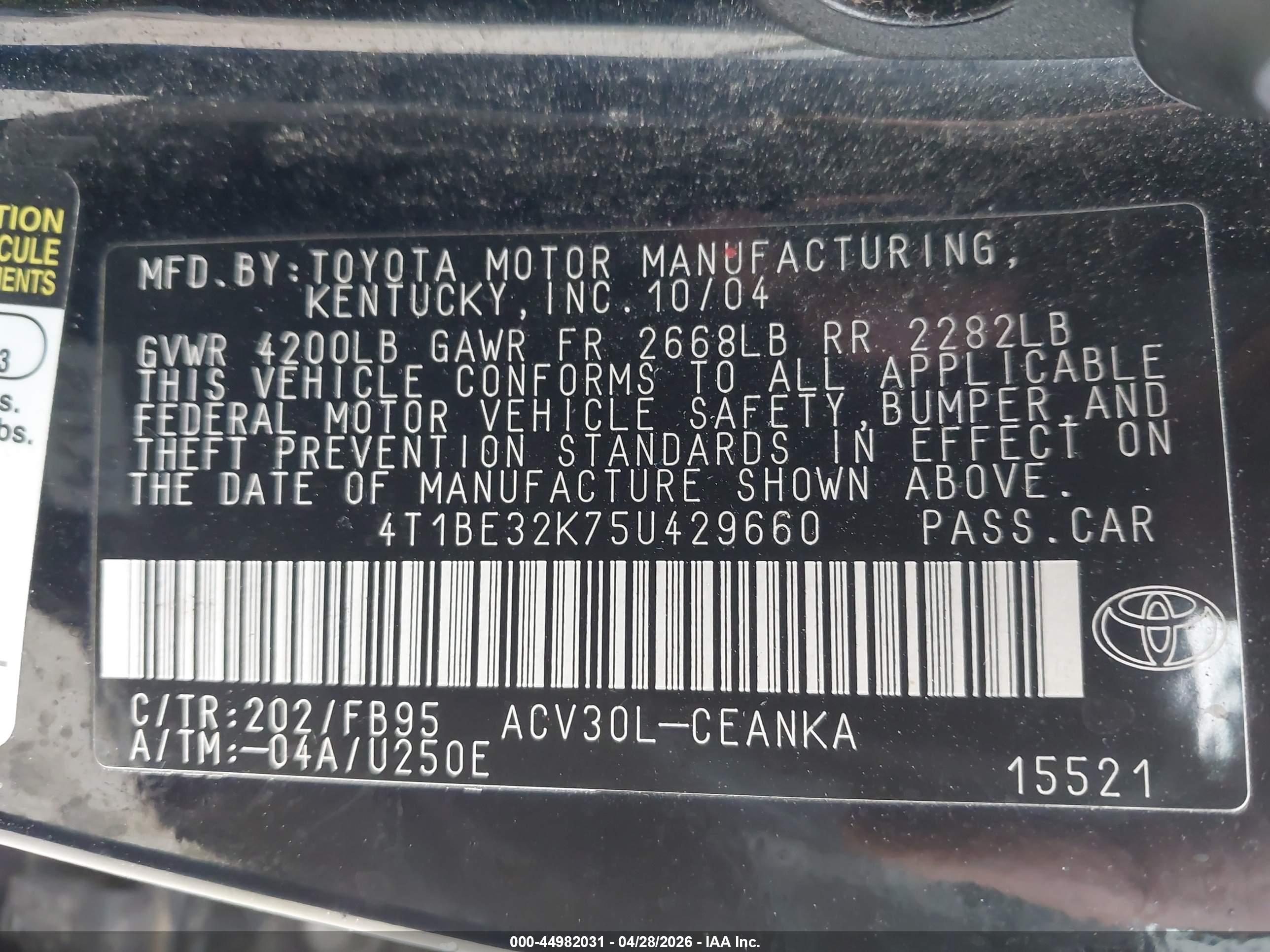 TOYOTA CAMRY image 9