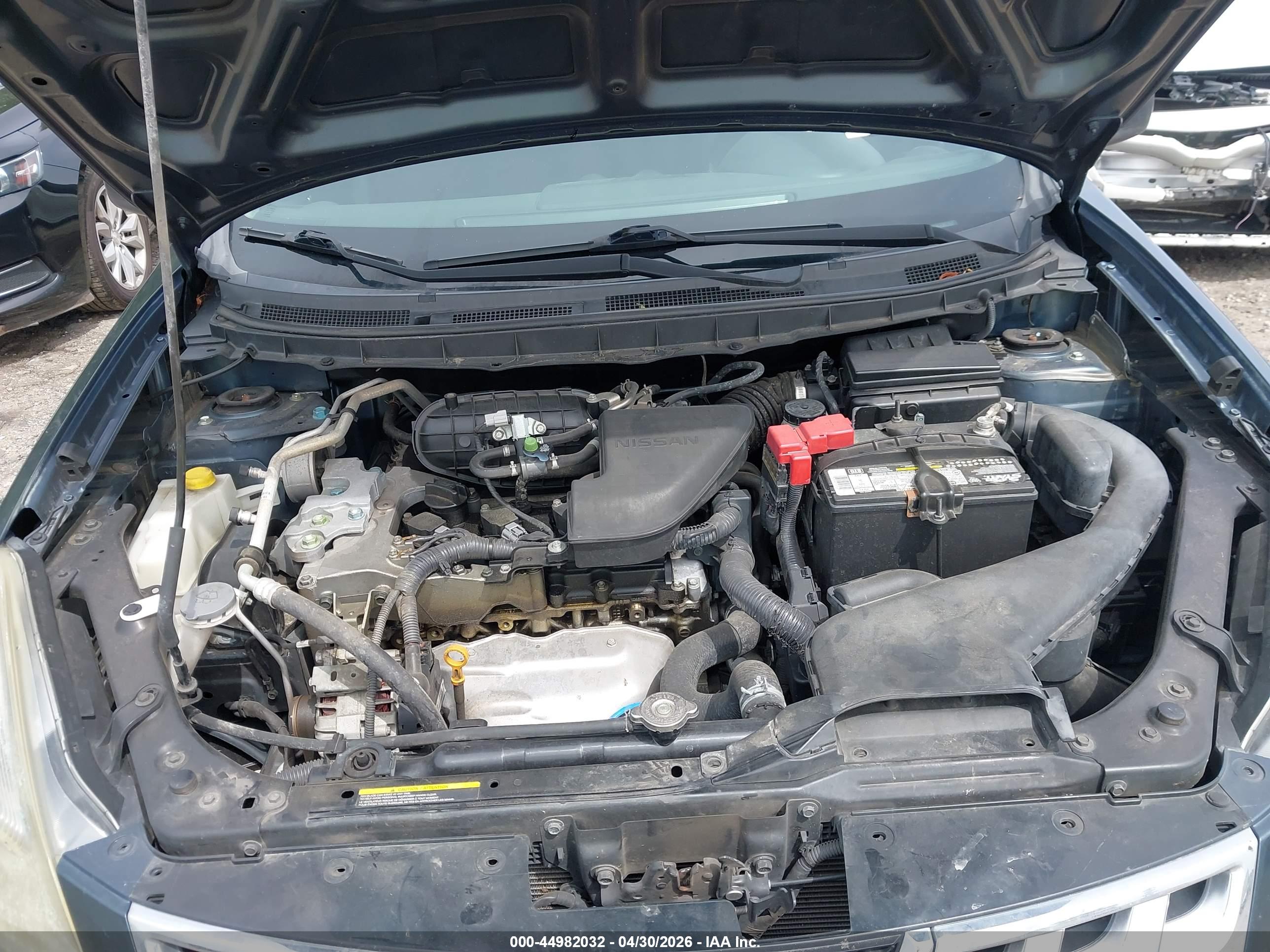 NISSAN ROGUE image 10