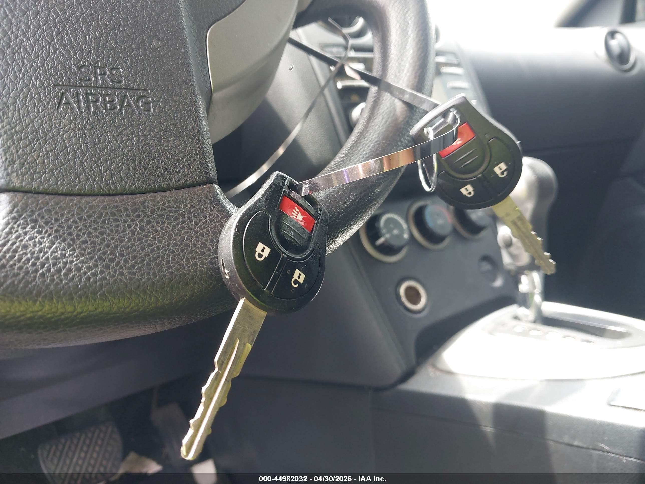 NISSAN ROGUE image 11