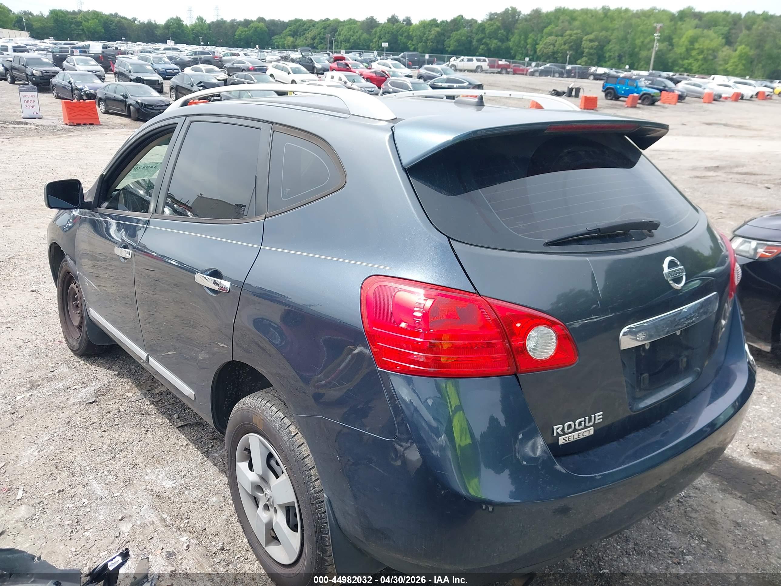 NISSAN ROGUE image 3