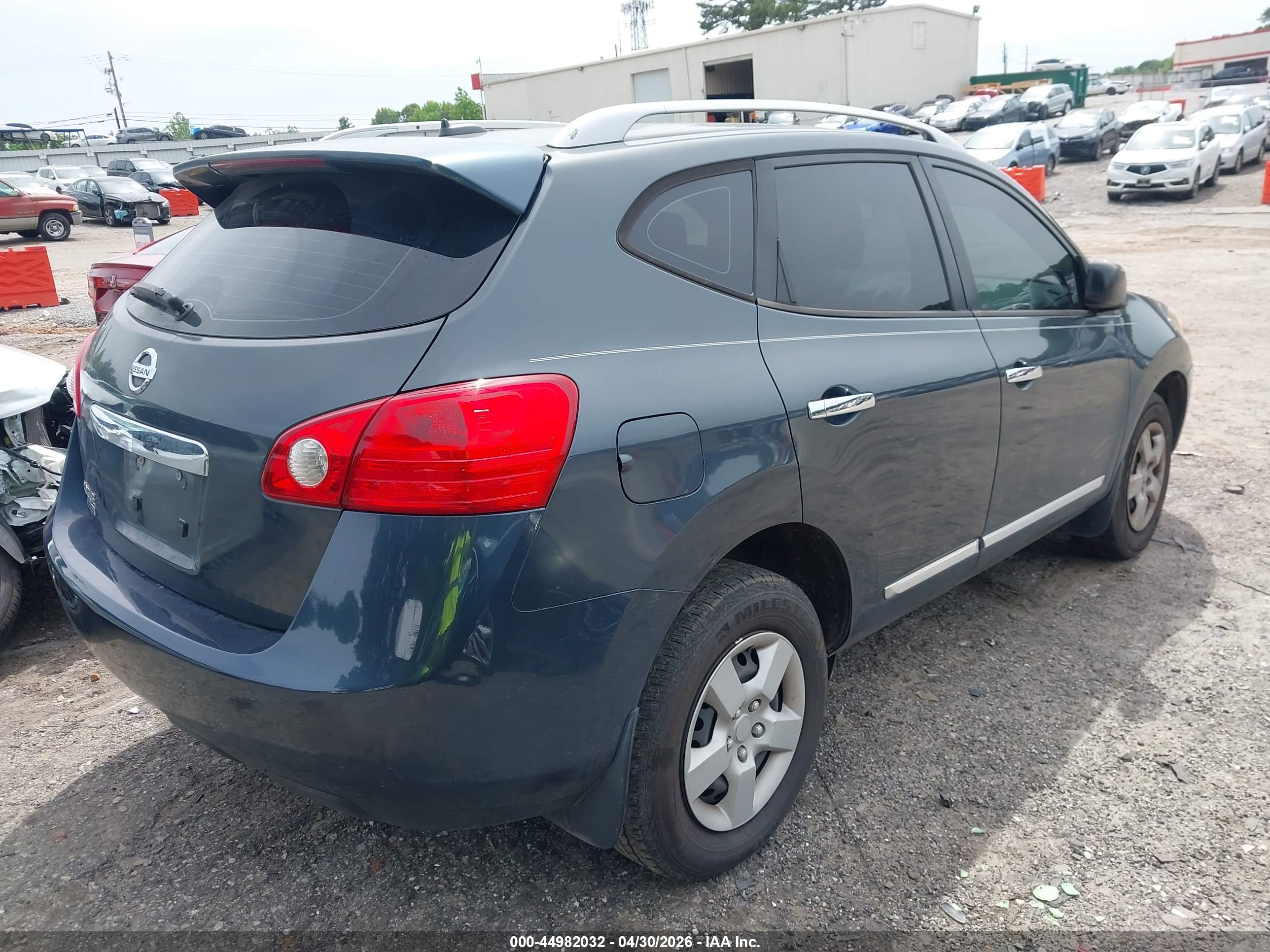 NISSAN ROGUE image 4