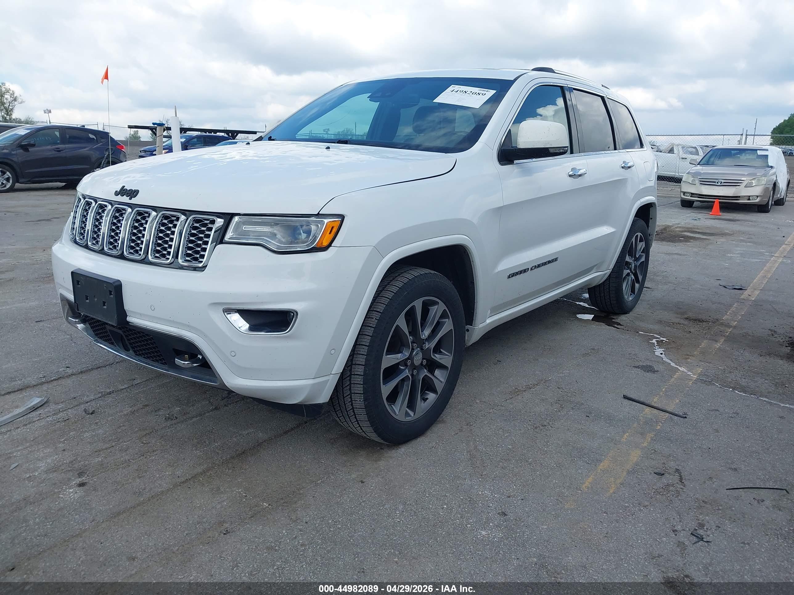 JEEP GRAND image 2