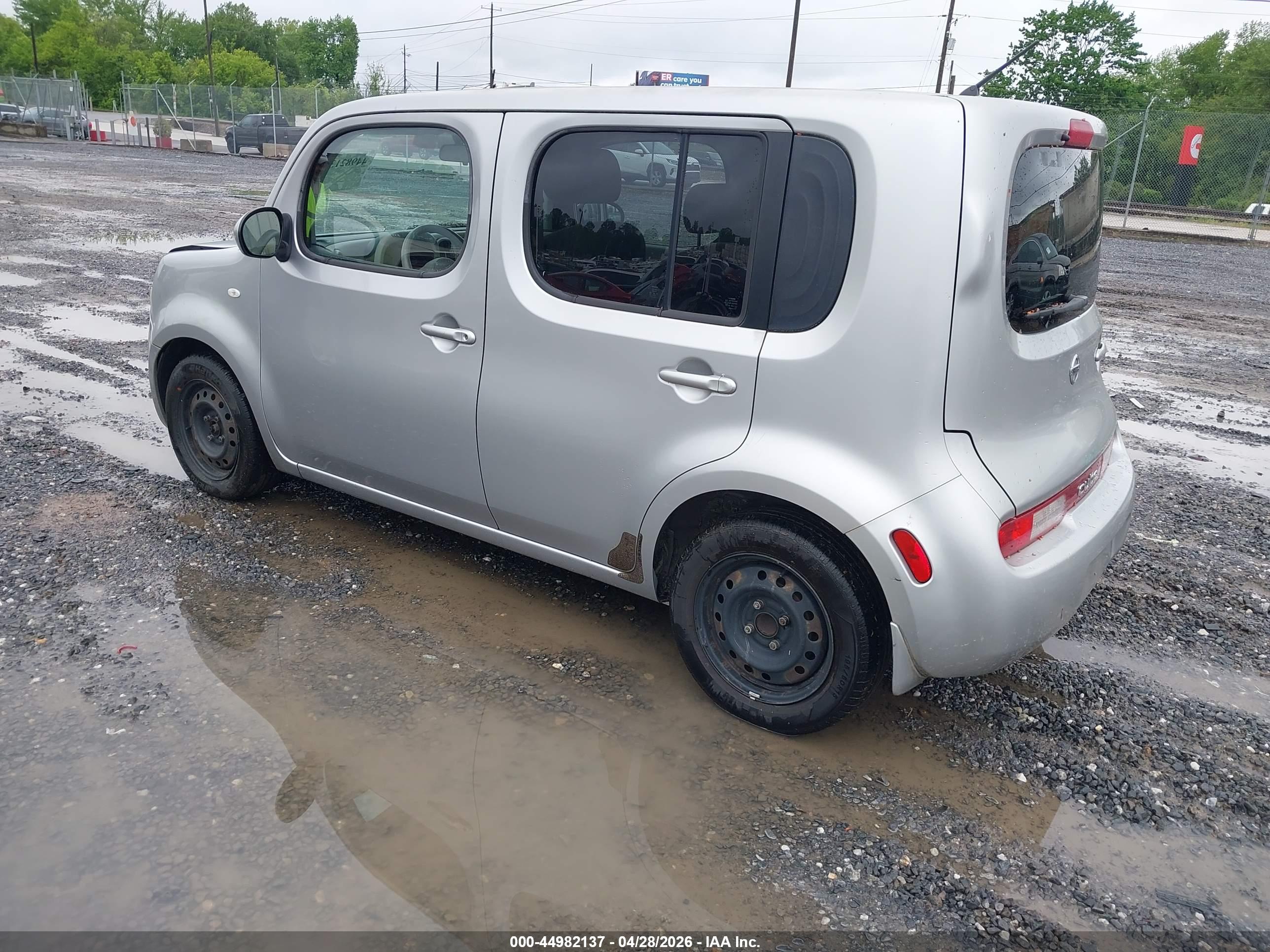 NISSAN CUBE image 3