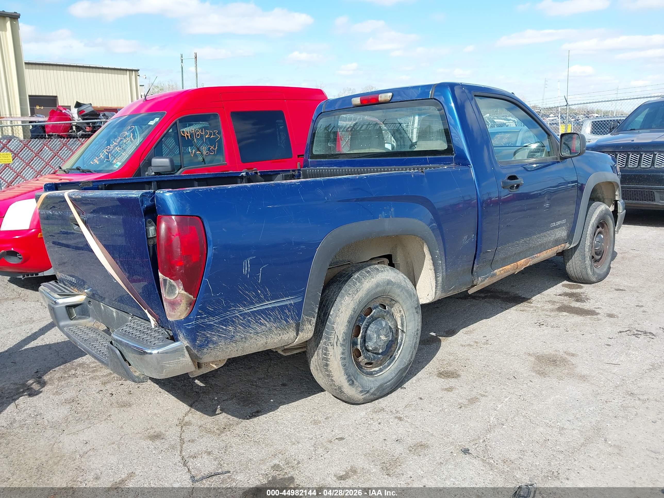 CHEVROLET COLORADO image 4