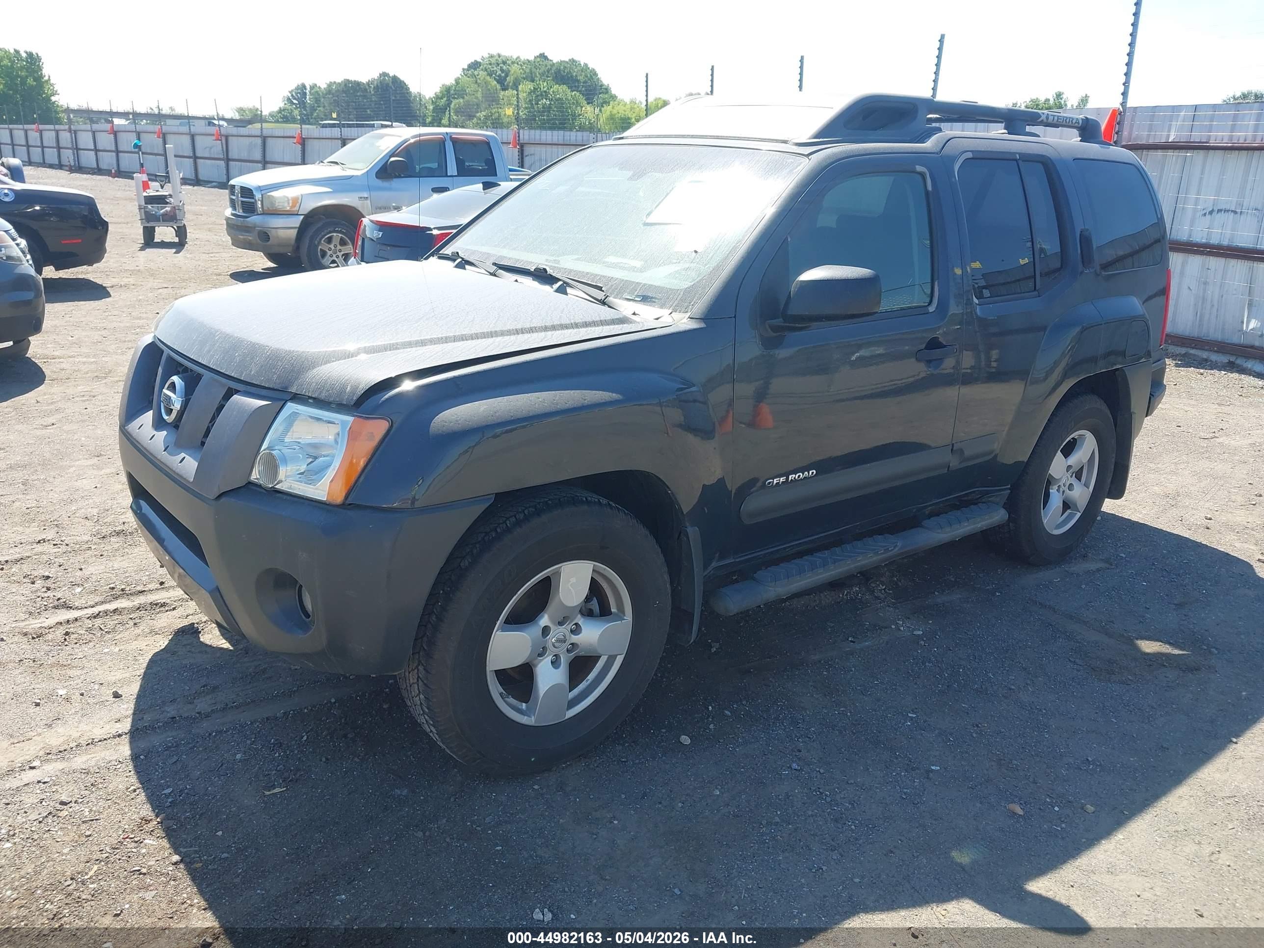 NISSAN XTERRA image 2