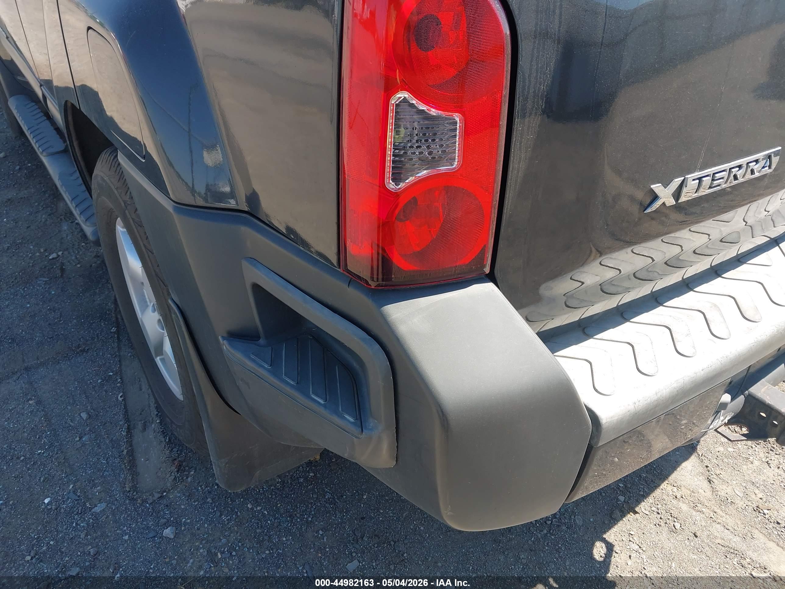 NISSAN XTERRA image 6