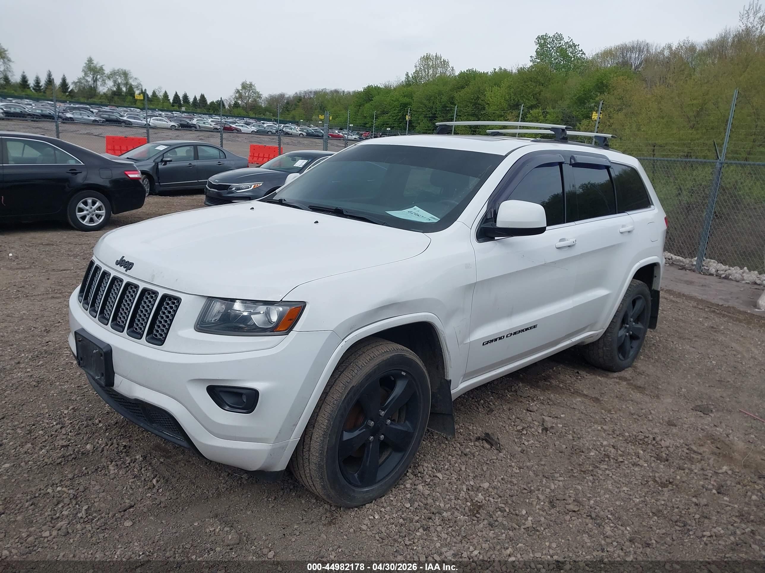 JEEP GRAND image 2