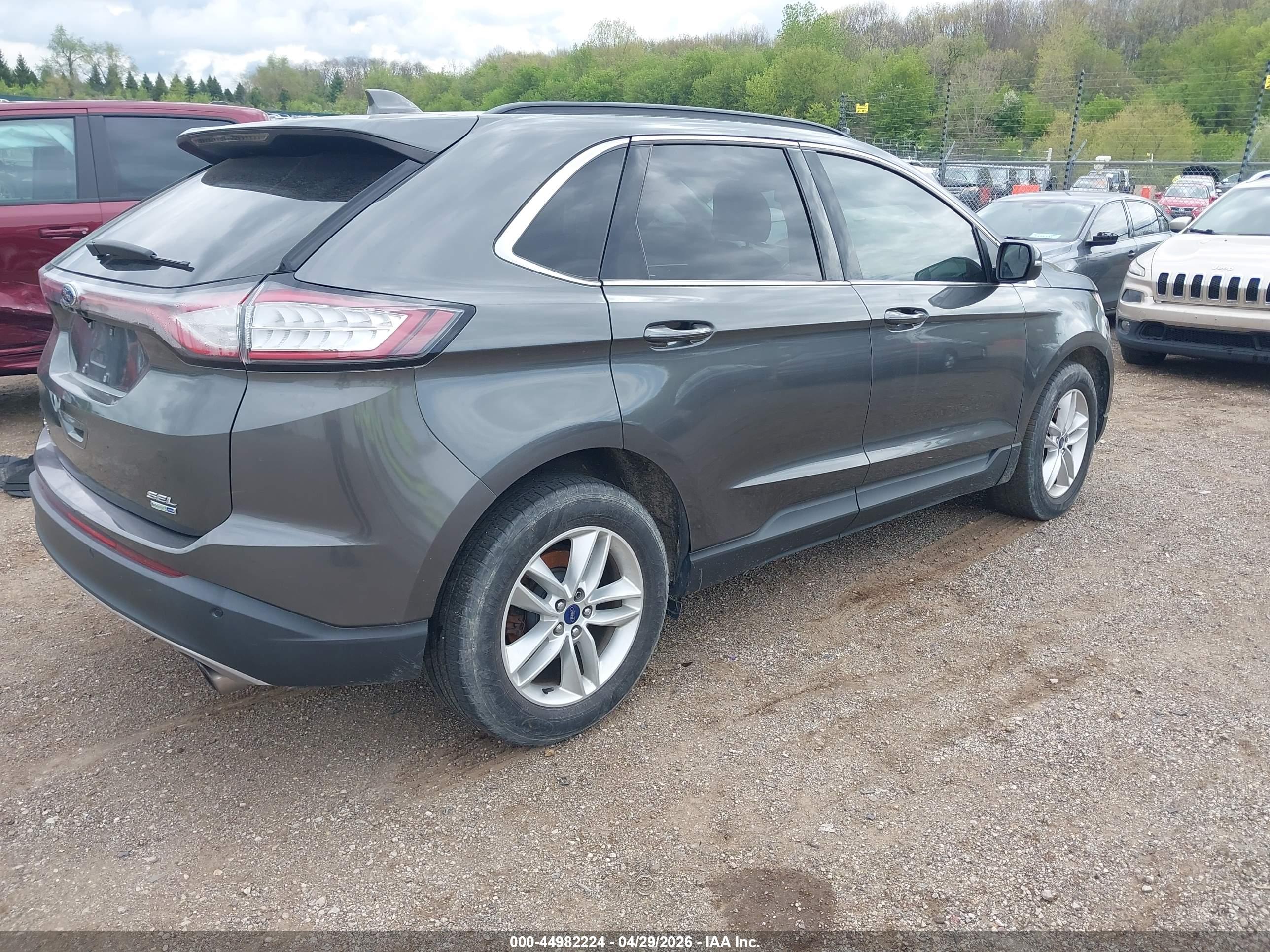 FORD EDGE image 4