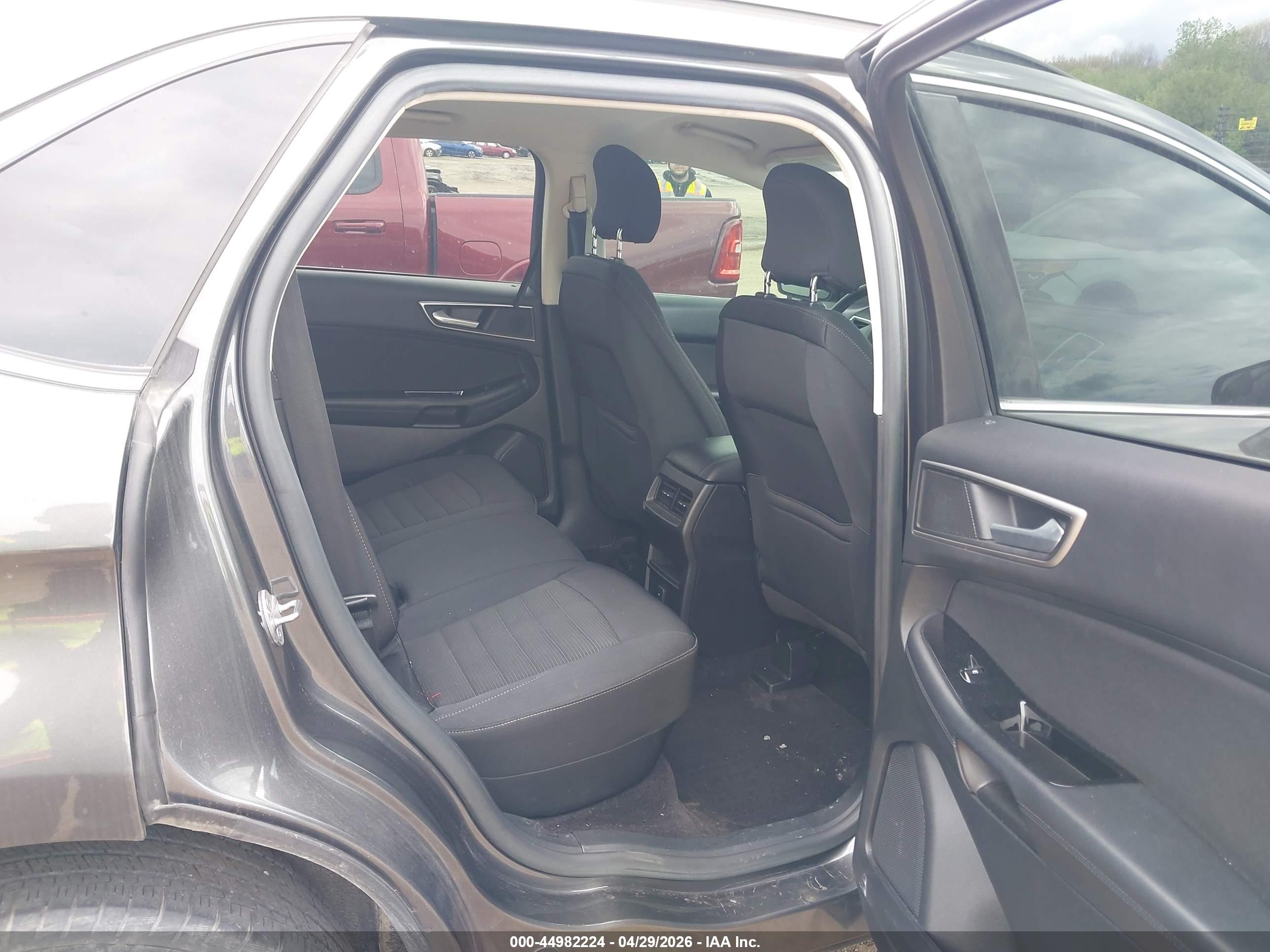 FORD EDGE image 8