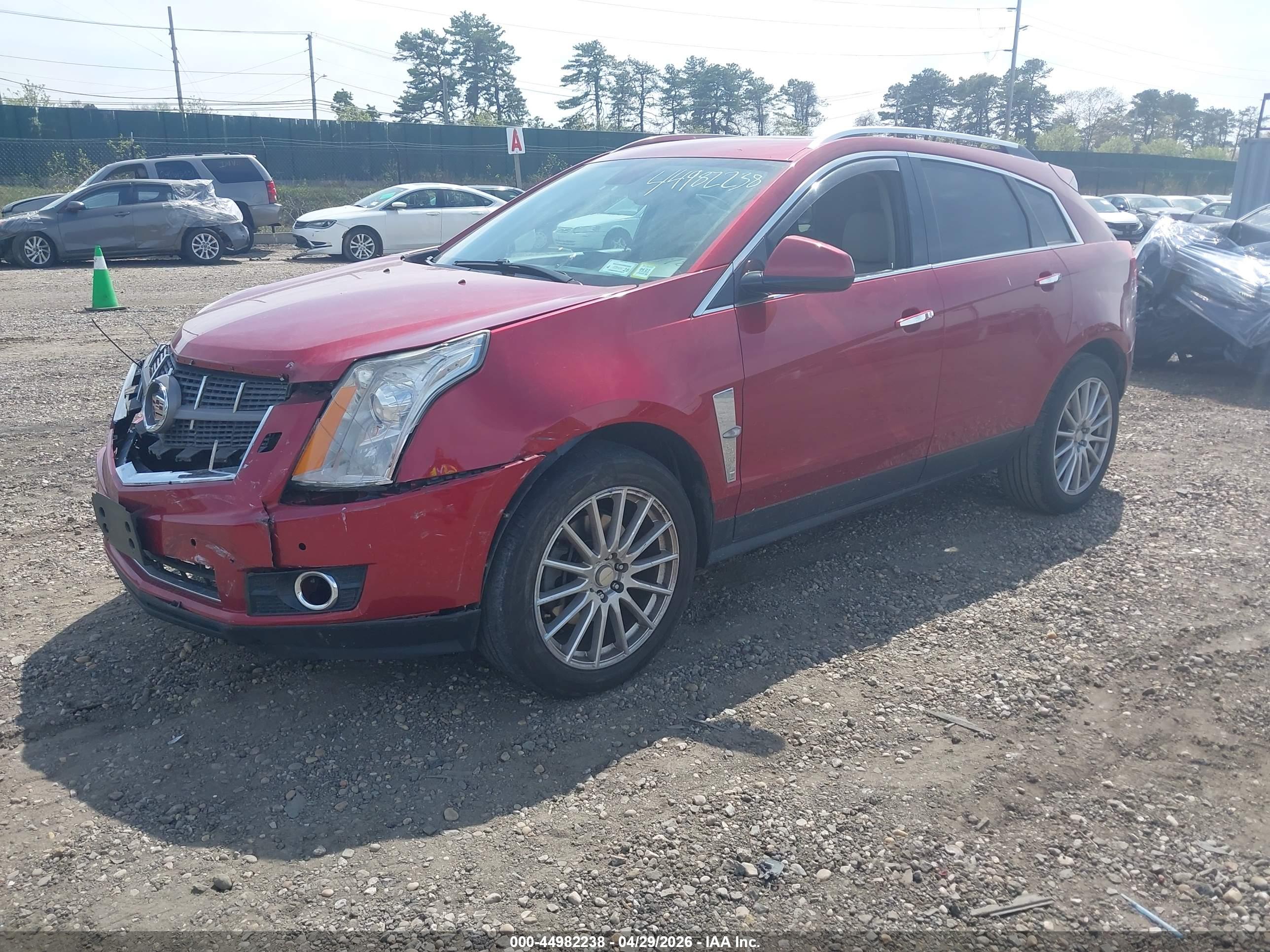 CADILLAC SRX image 2