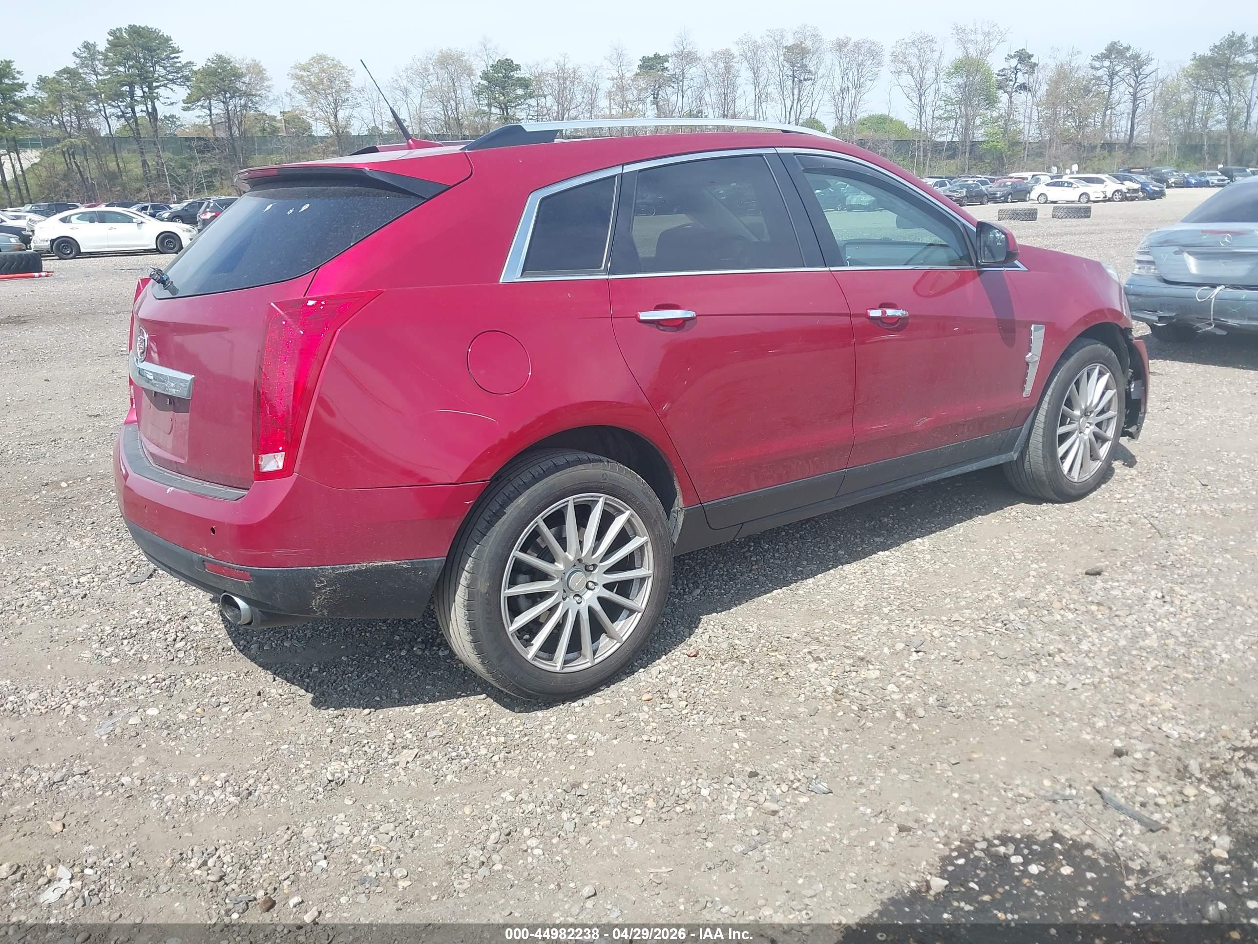 CADILLAC SRX image 4