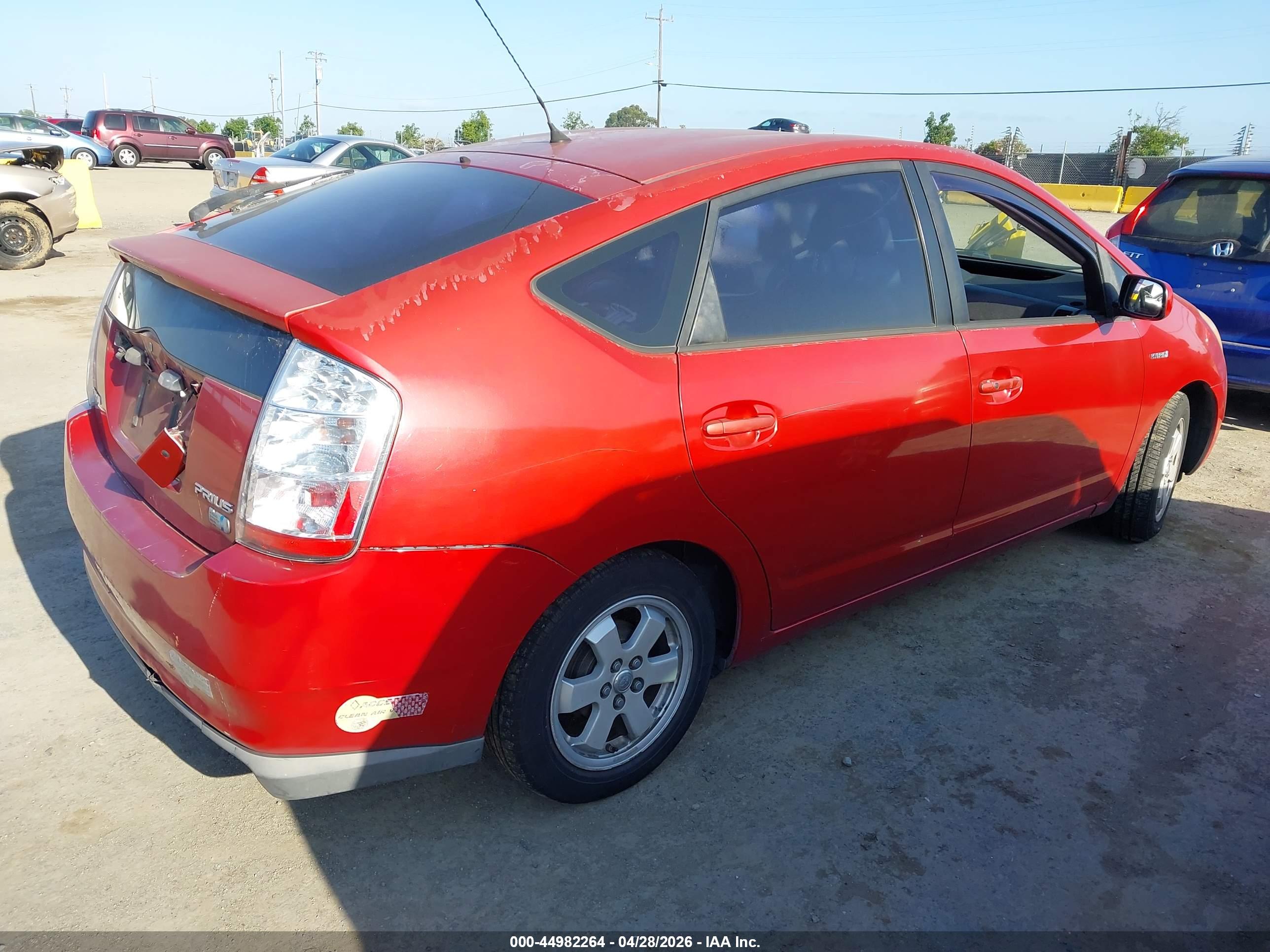 TOYOTA PRIUS image 4