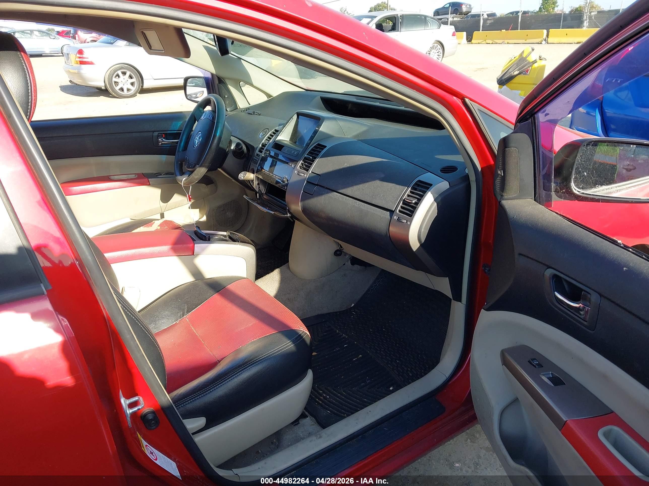 TOYOTA PRIUS image 5