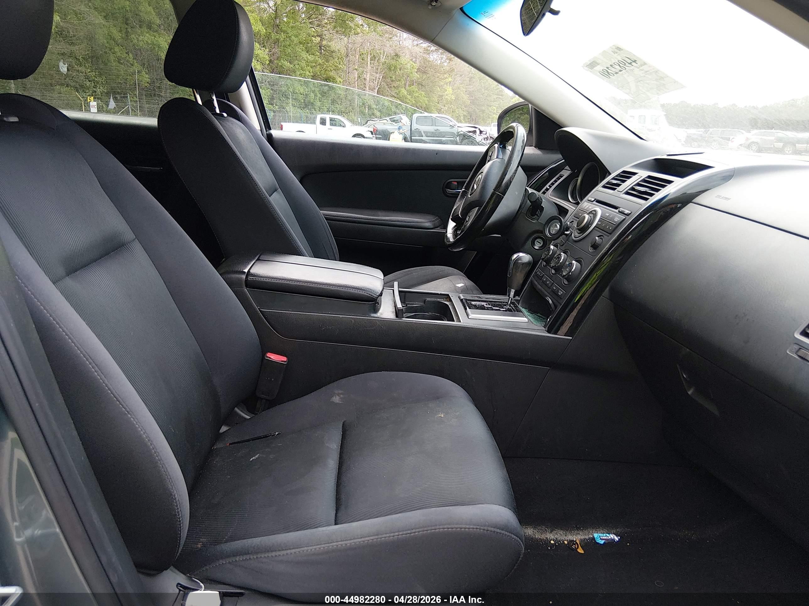 MAZDA CX-9 image 5