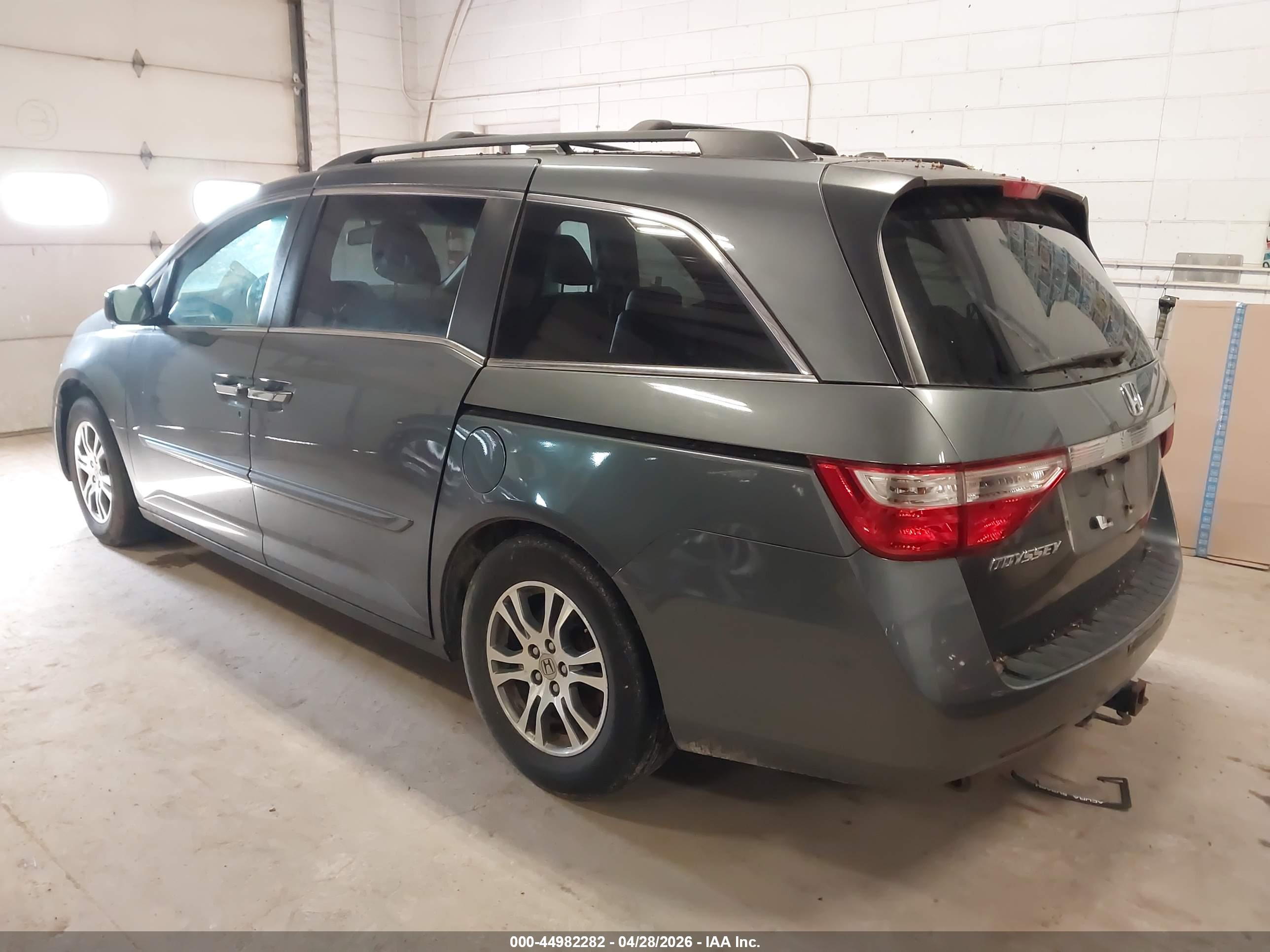 HONDA ODYSSEY image 3