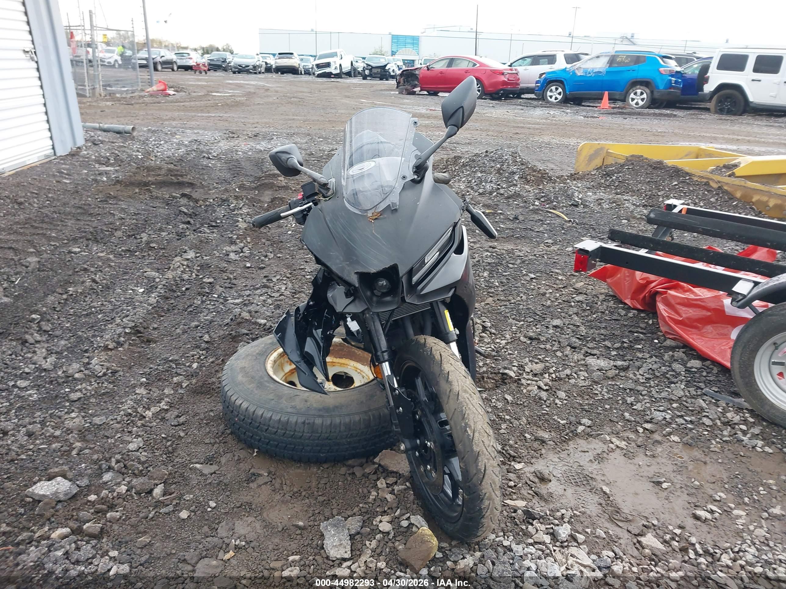 YAMAHA YFZ320 image 5