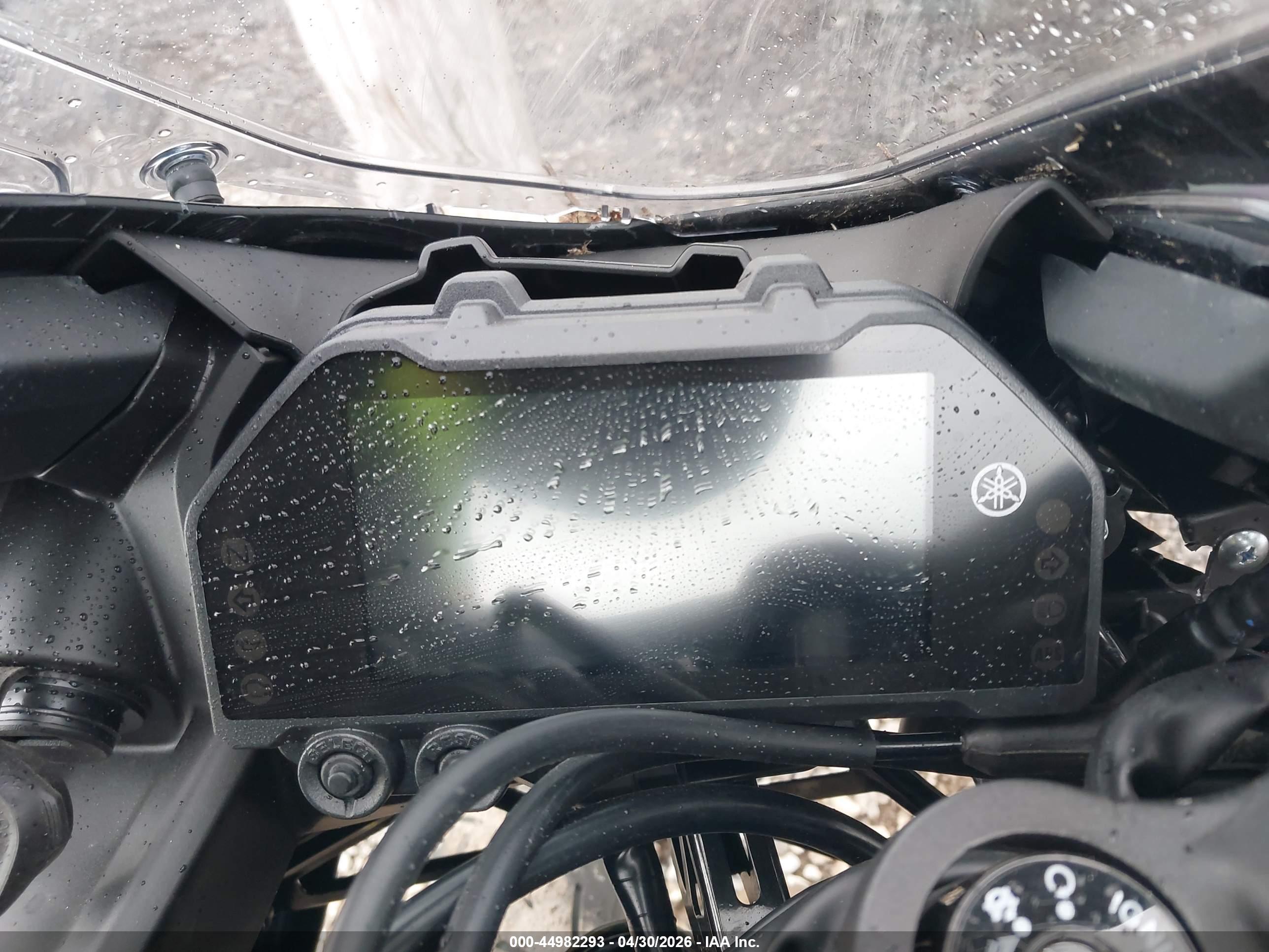 YAMAHA YFZ320 image 7