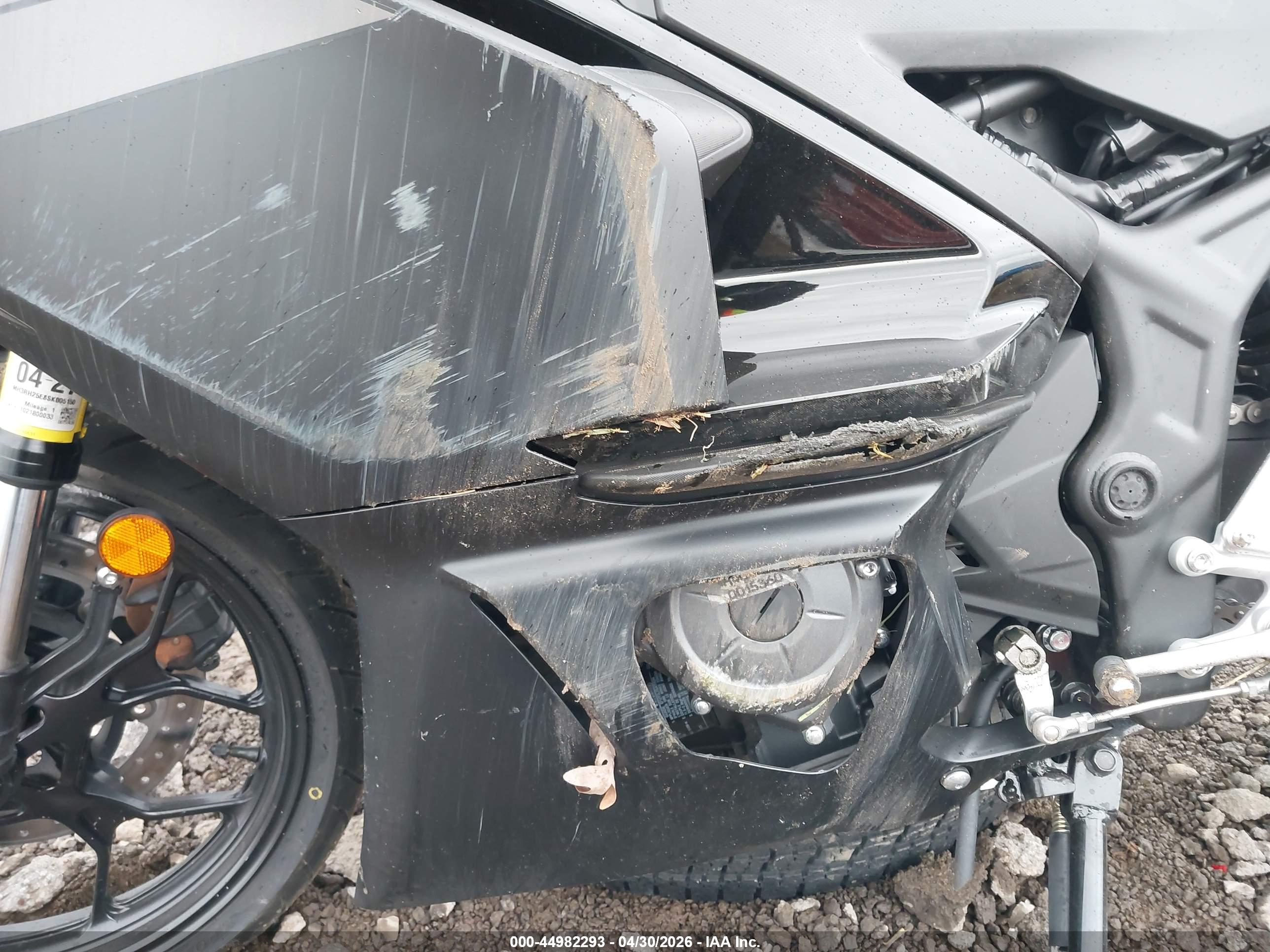 YAMAHA YFZ320 image 9