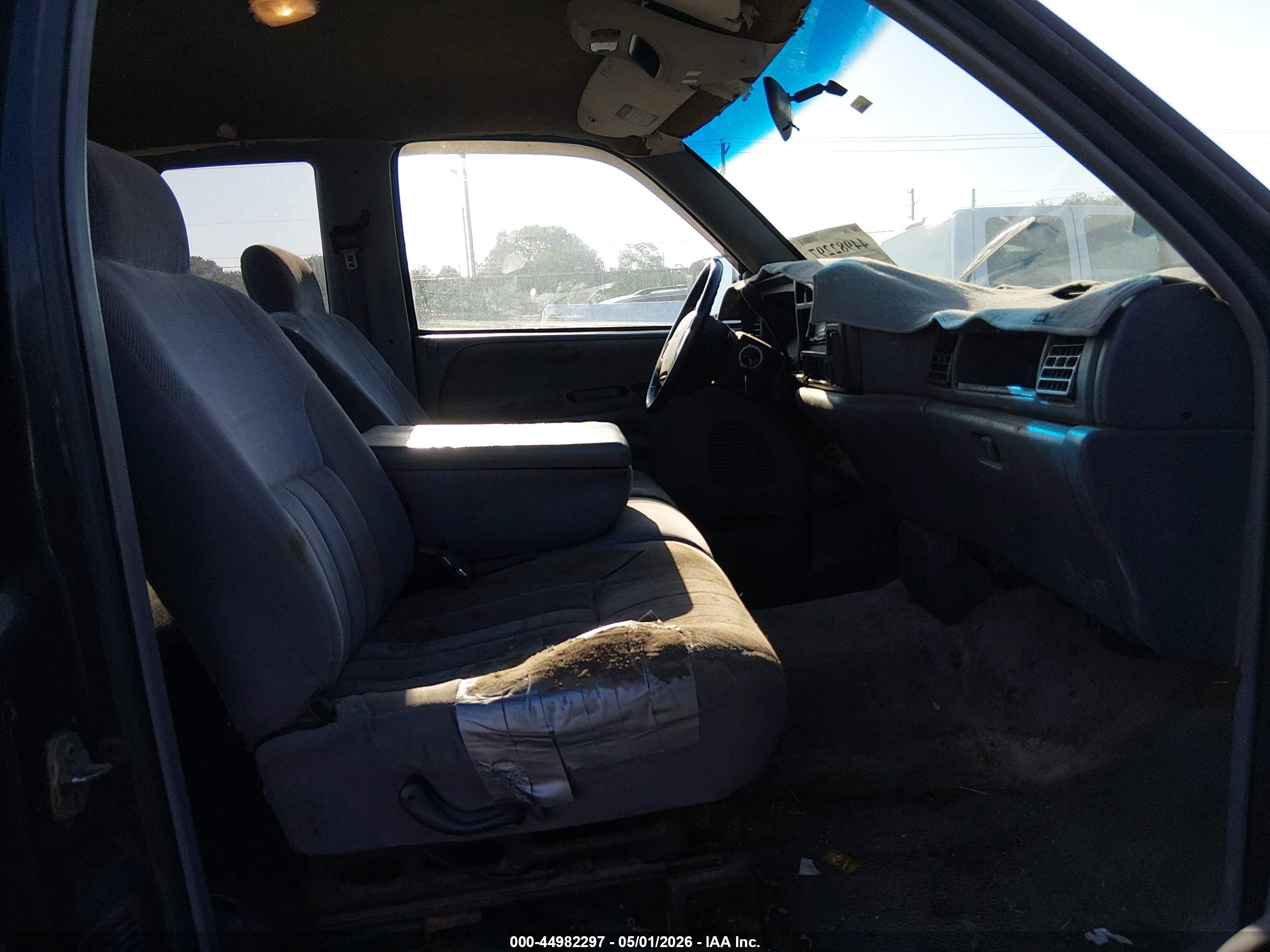DODGE RAM image 5