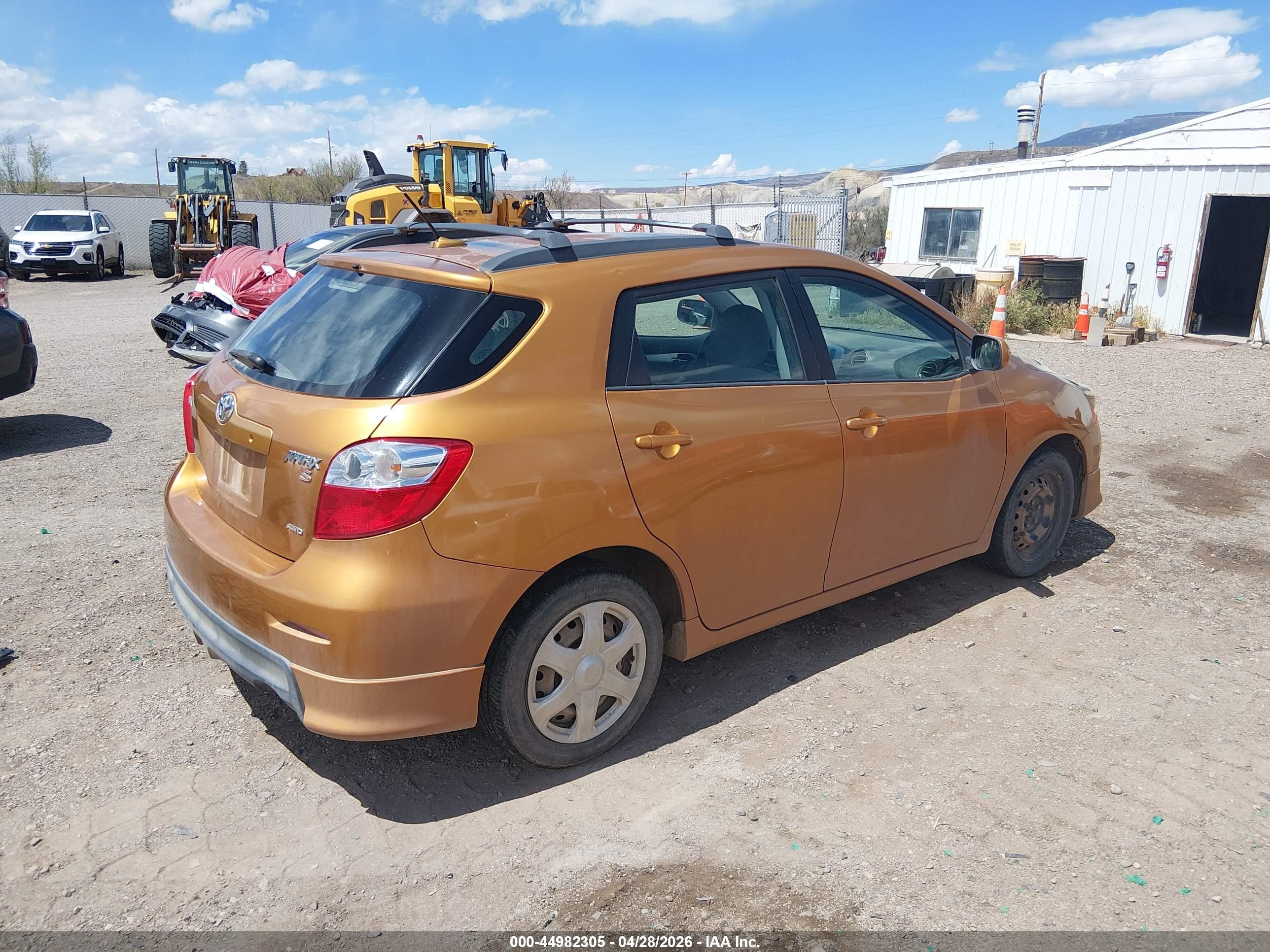 TOYOTA MATRIX image 4