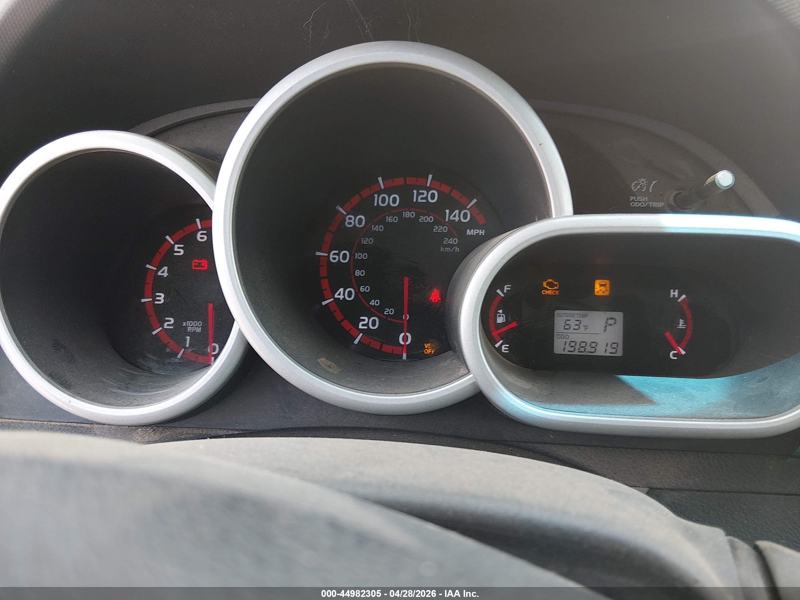 TOYOTA MATRIX image 7