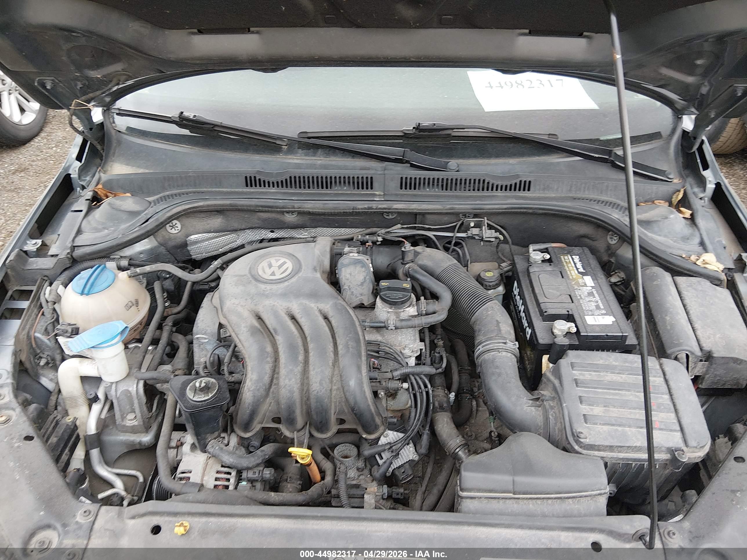 VOLKSWAGEN JETTA image 10