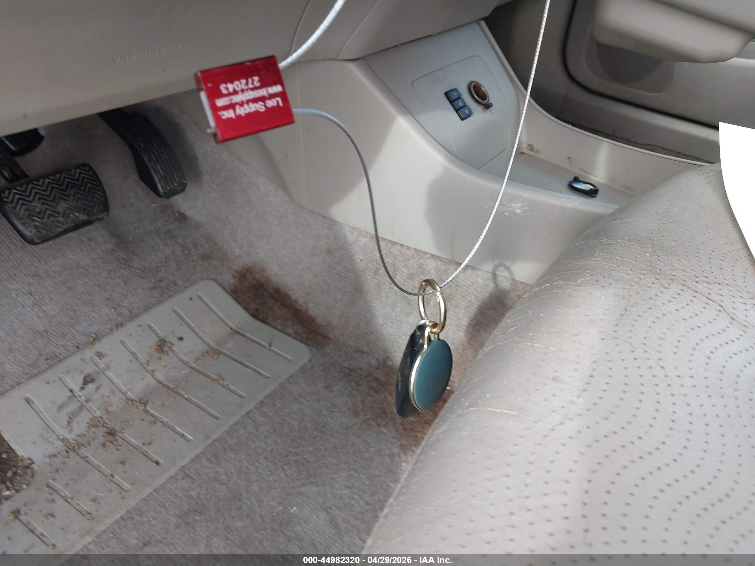 TOYOTA PRIUS image 11