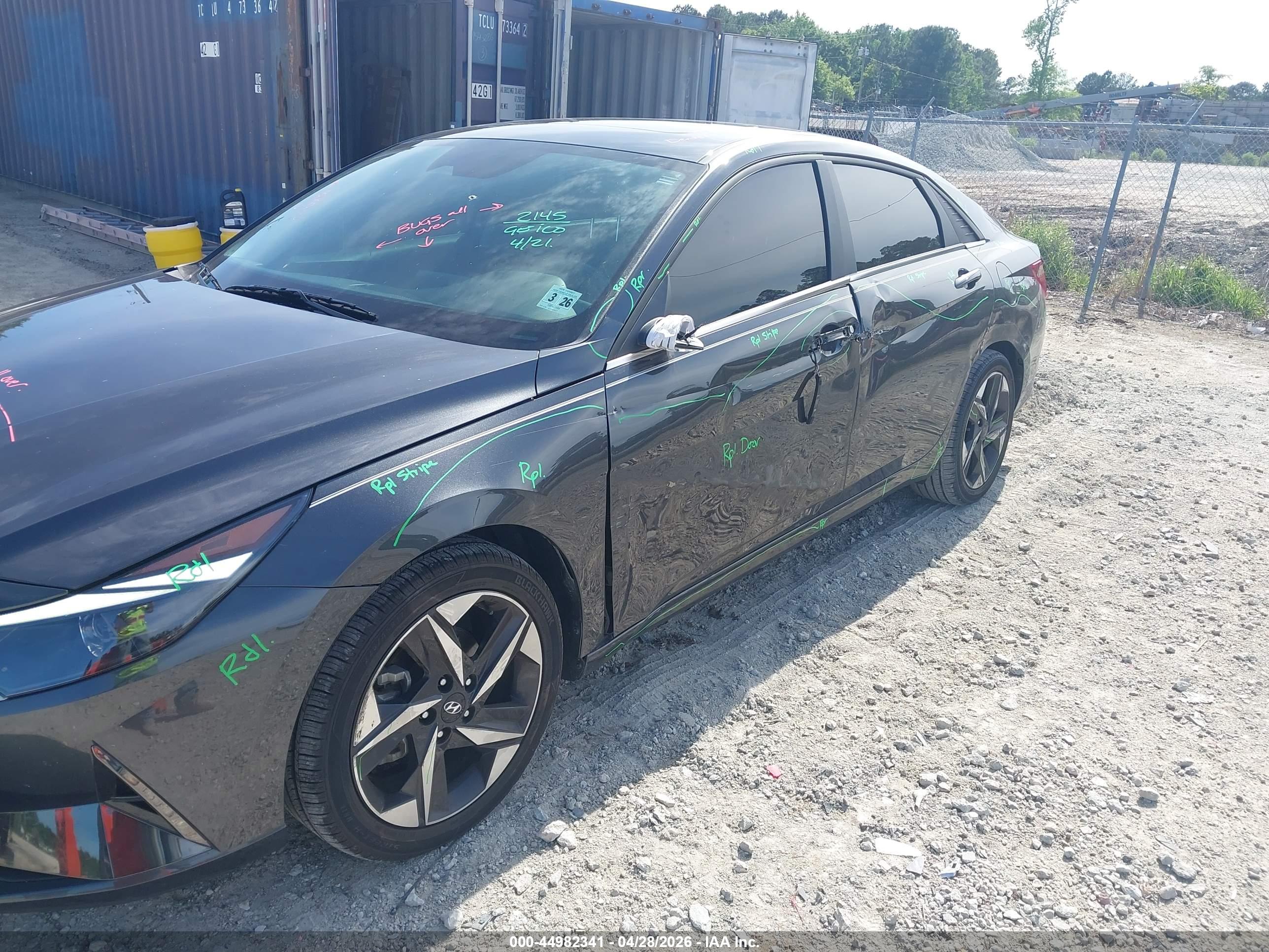HYUNDAI ELANTRA image 6