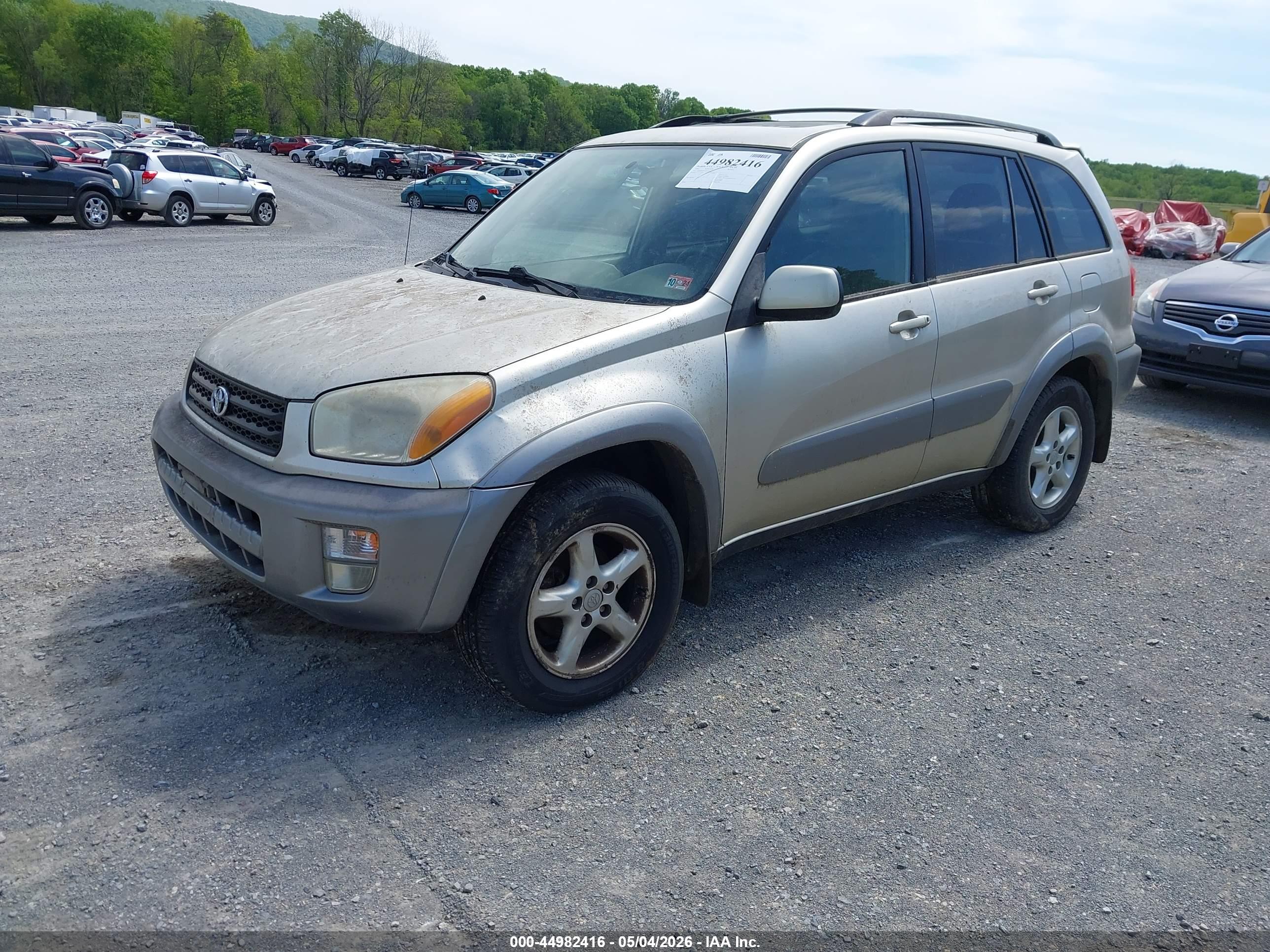 TOYOTA RAV4 image 2
