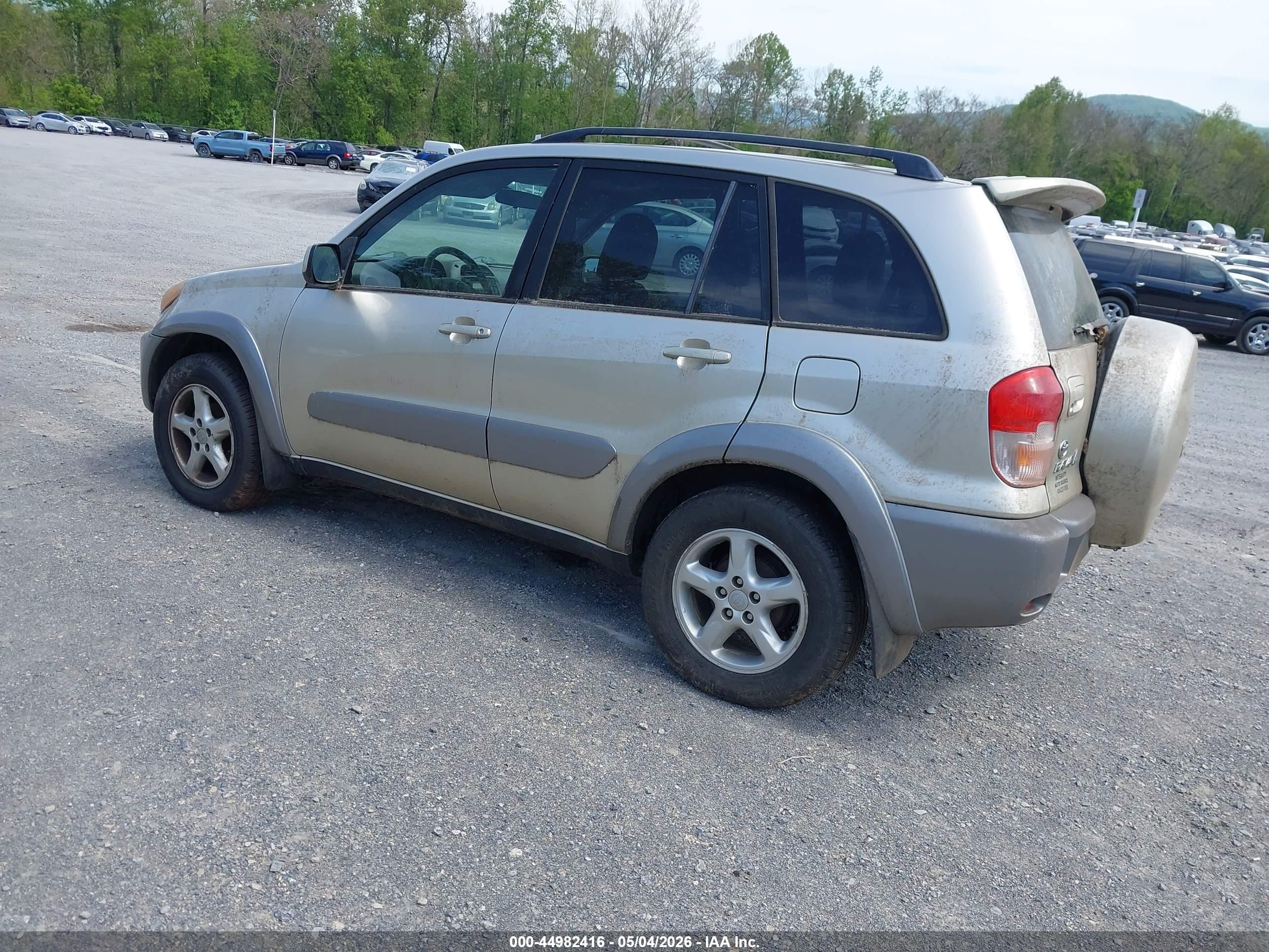 TOYOTA RAV4 image 3