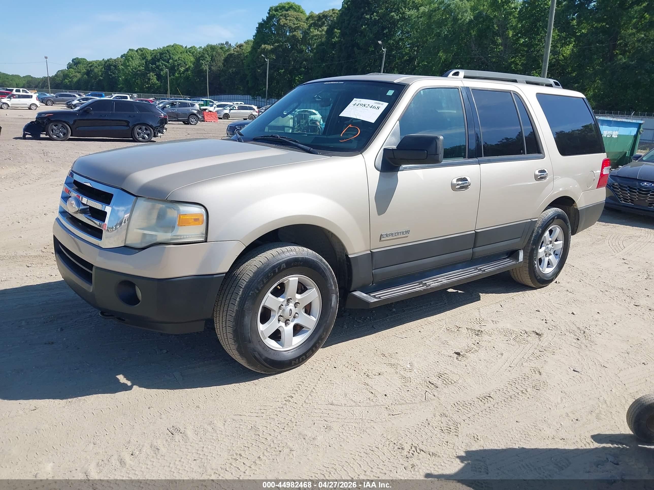 FORD EXPEDITION image 2