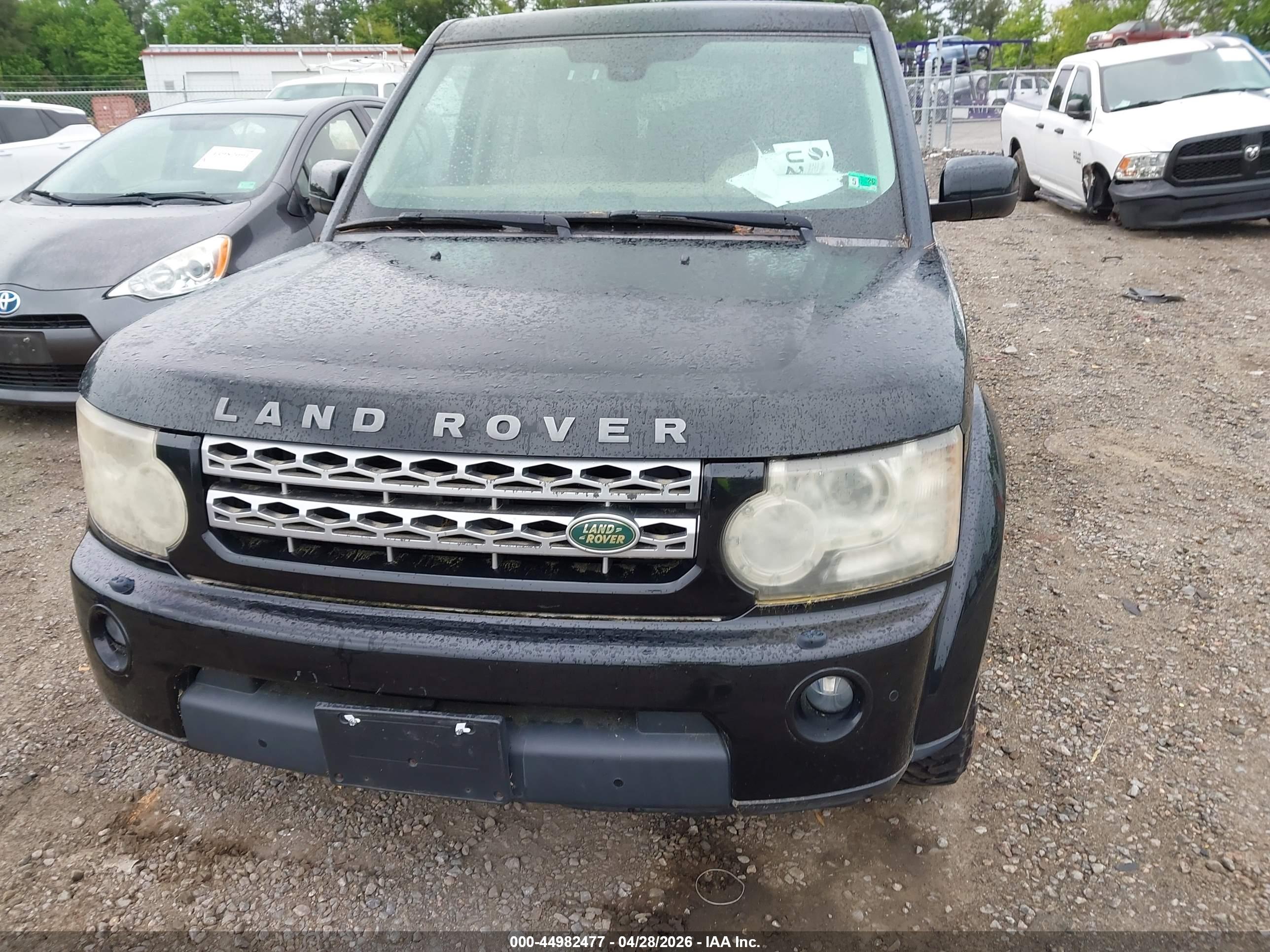 LAND ROVER image 6