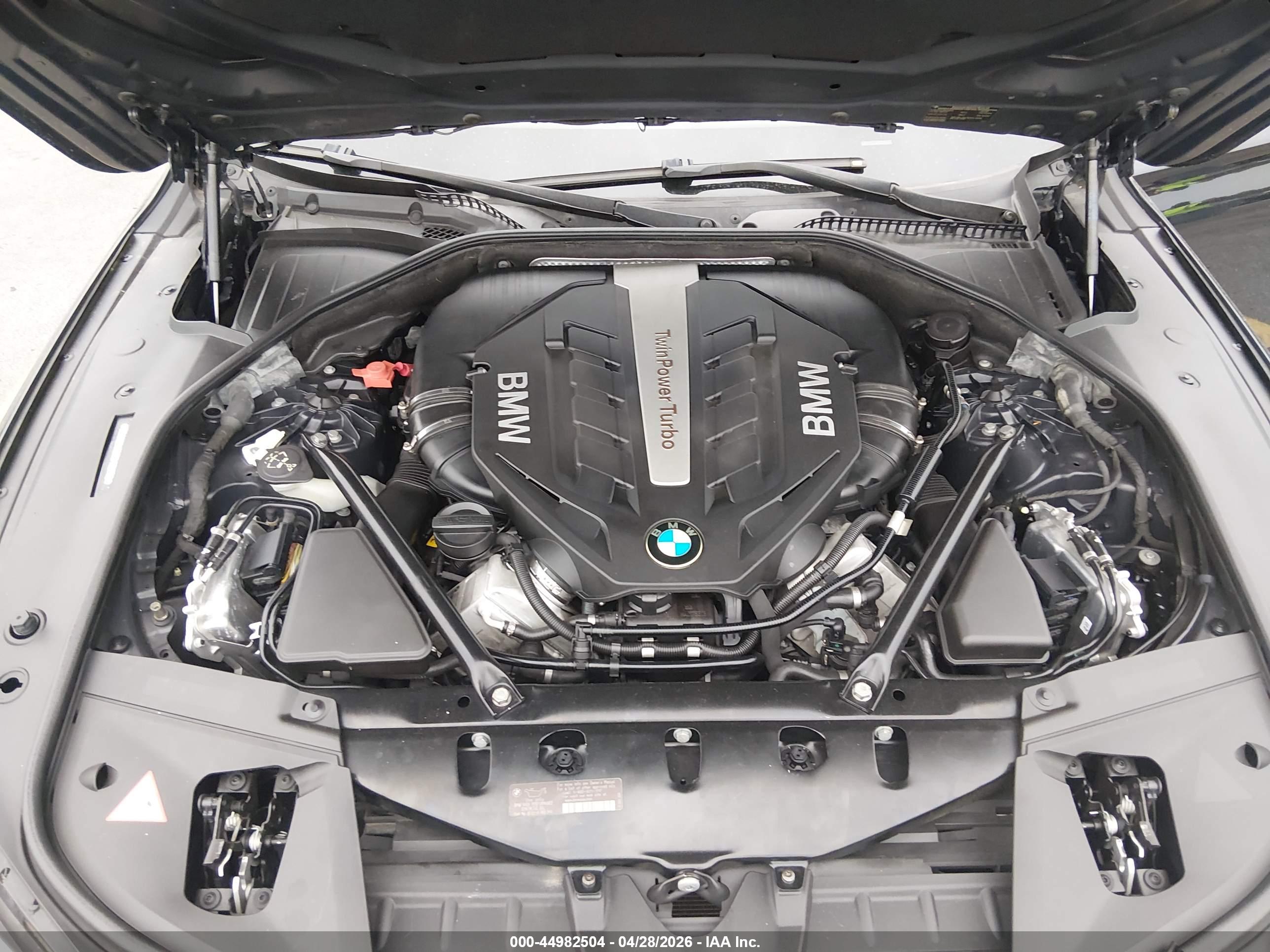 BMW 750LI image 10