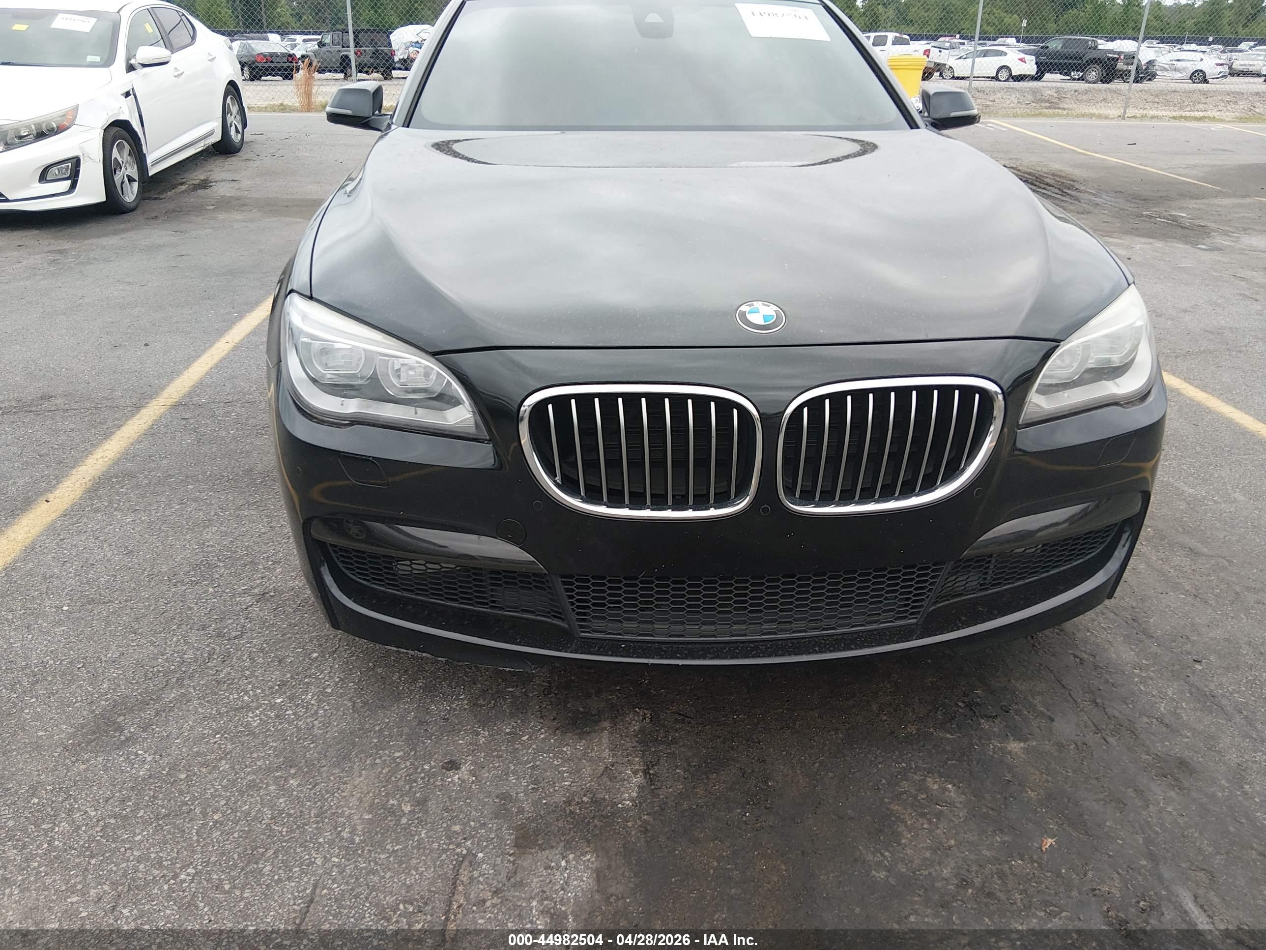 BMW 750LI image 6