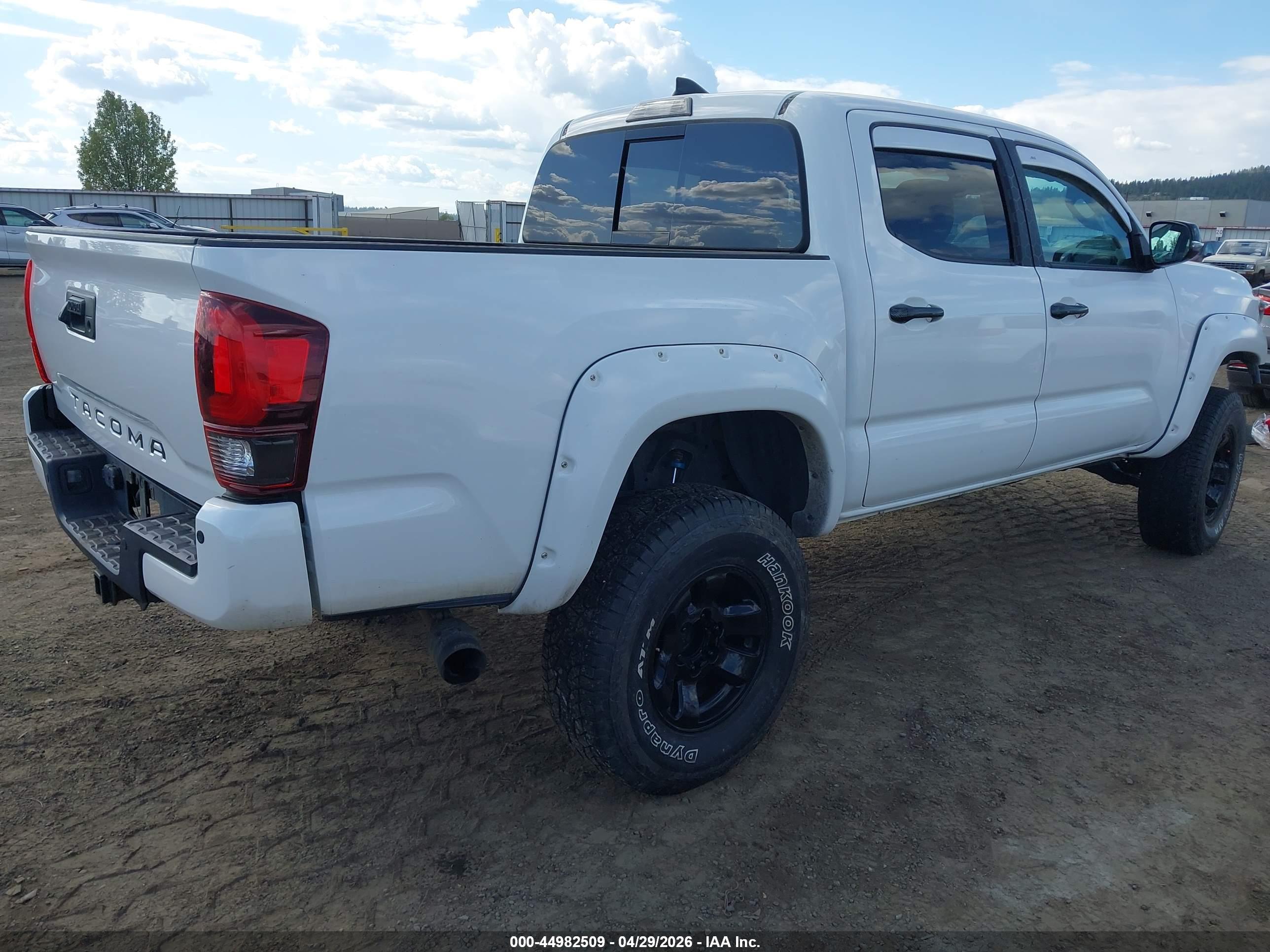 TOYOTA TACOMA image 4