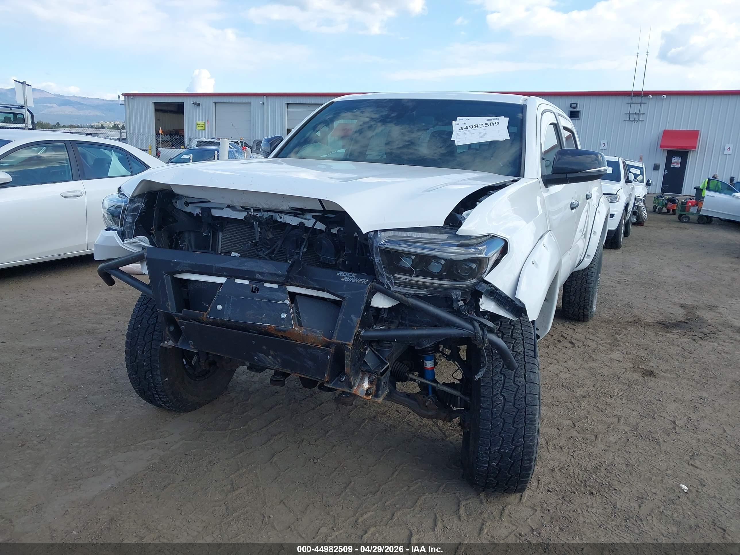 TOYOTA TACOMA image 6