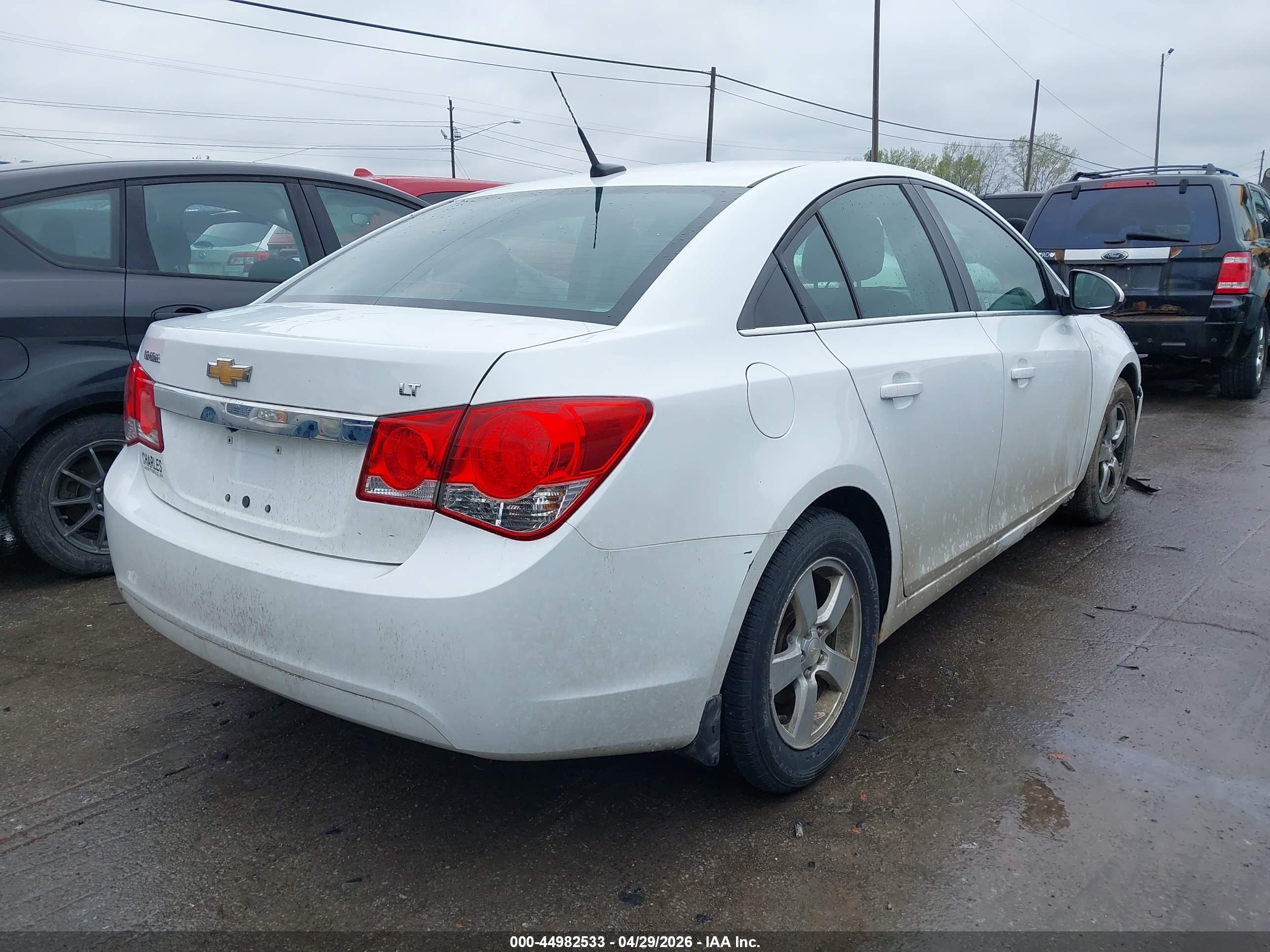 CHEVROLET CRUZE image 4