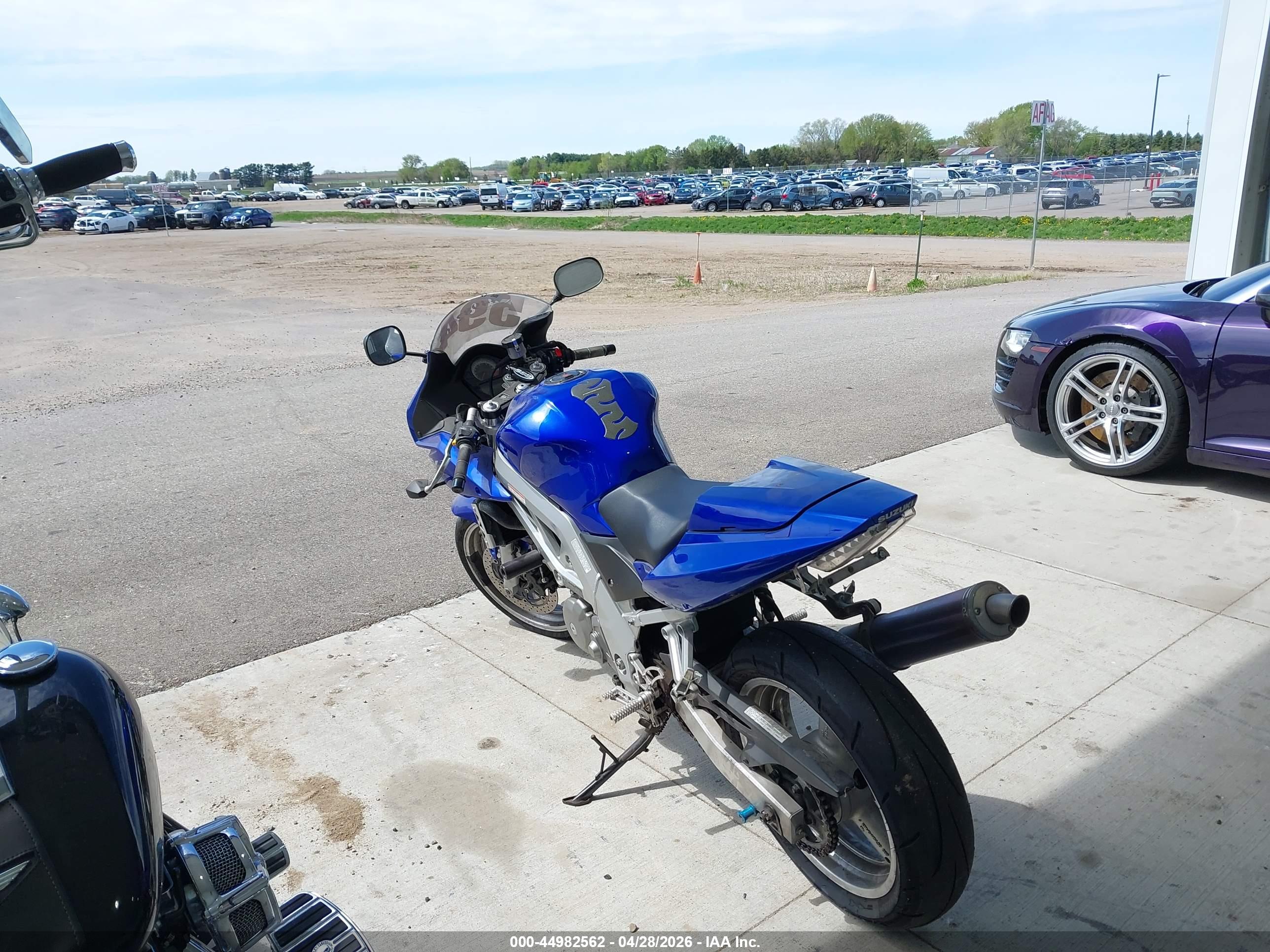 SUZUKI SV650 image 3