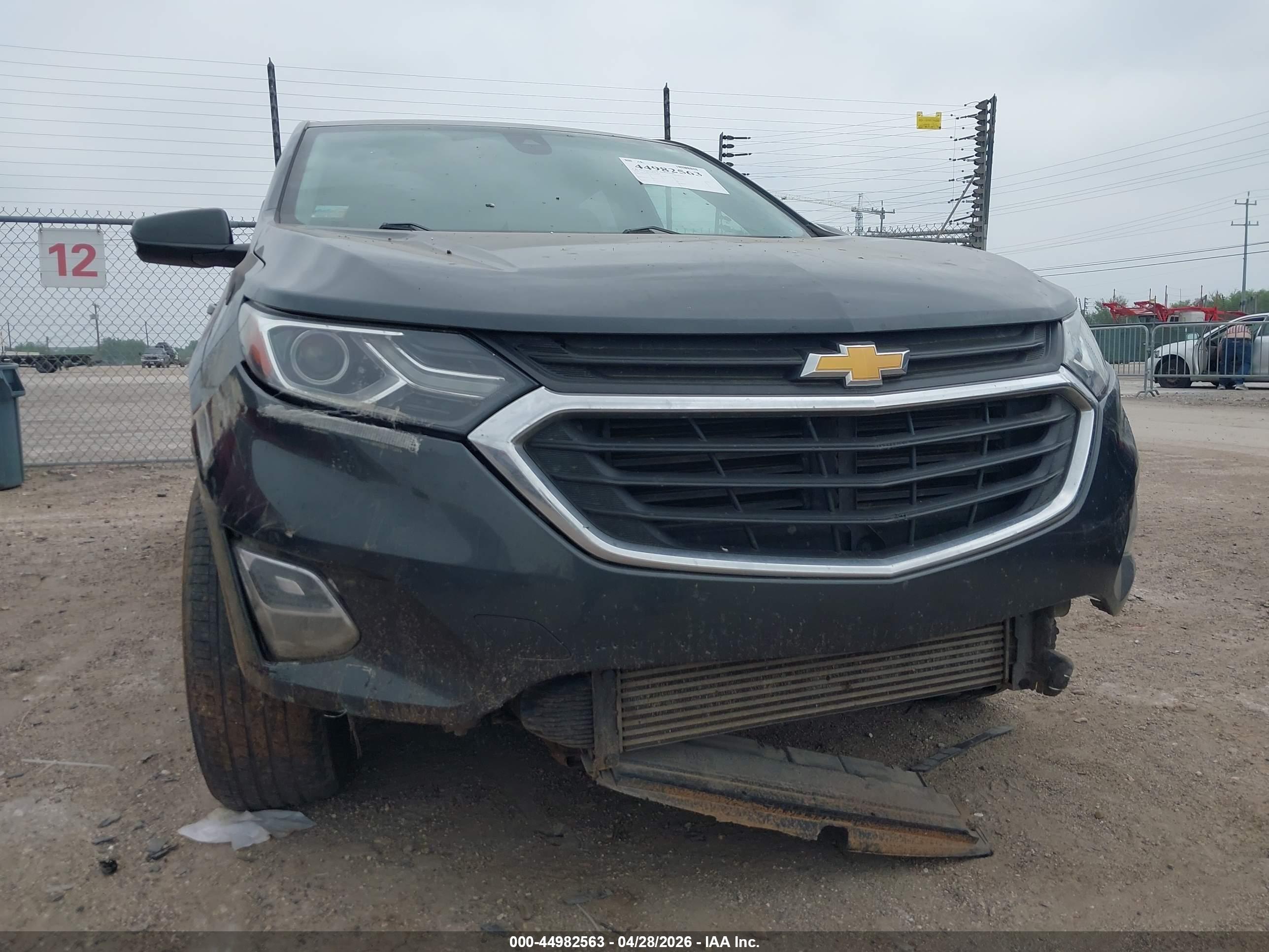 CHEVROLET EQUINOX image 6