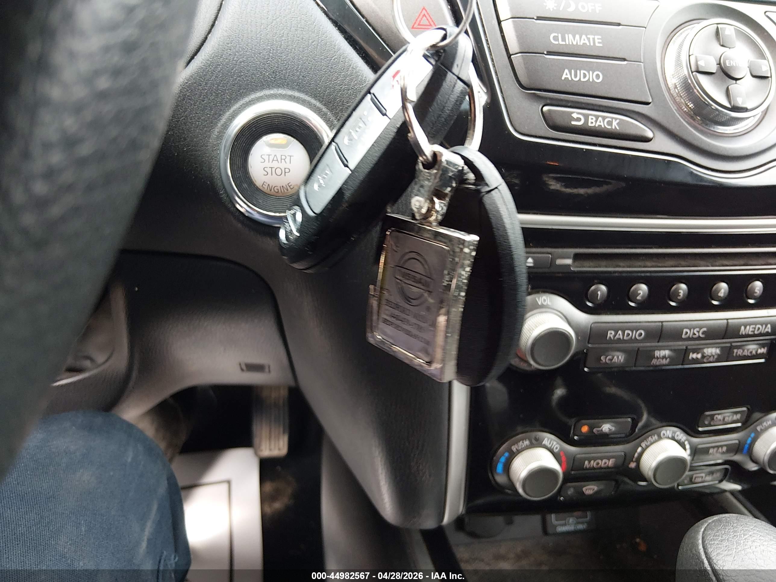 NISSAN PATHFINDER image 11